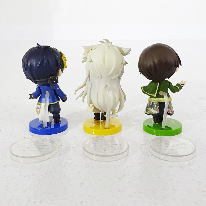 刀剣乱舞　ねんどろいど 三日月宗近　小狐丸　加州清光　初回限定版 刀剣乱舞 ねんどろいど 三日月宗近 小狐丸 加州清光 初回限定版 刀剣