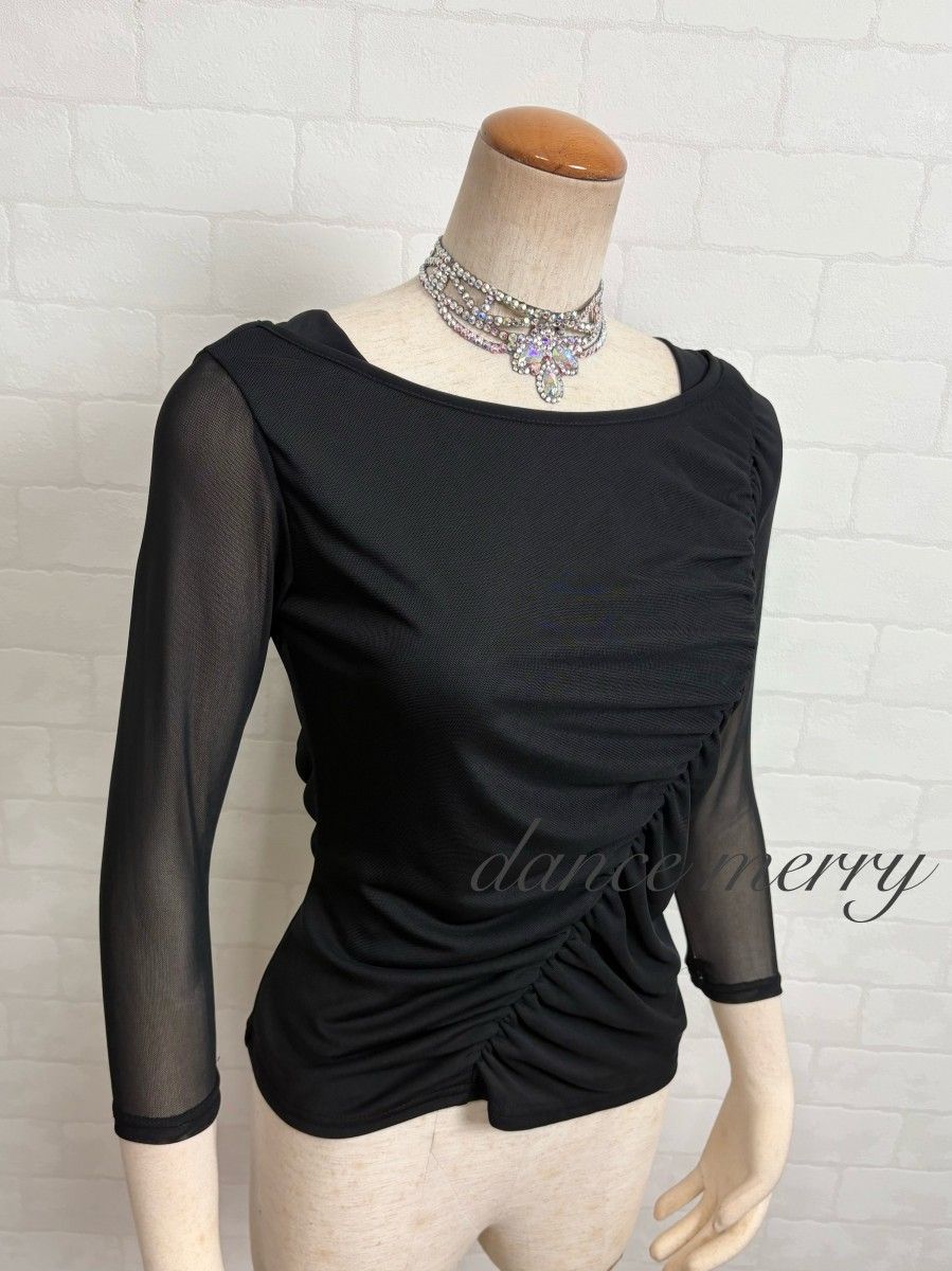 【新品未使用】社交ダンス トップス 黒 ブラック Mサイズ　NOBLESS製 難あり特価品 新品 社交ダンス ギャザー トップス 黒 レッスン 8258