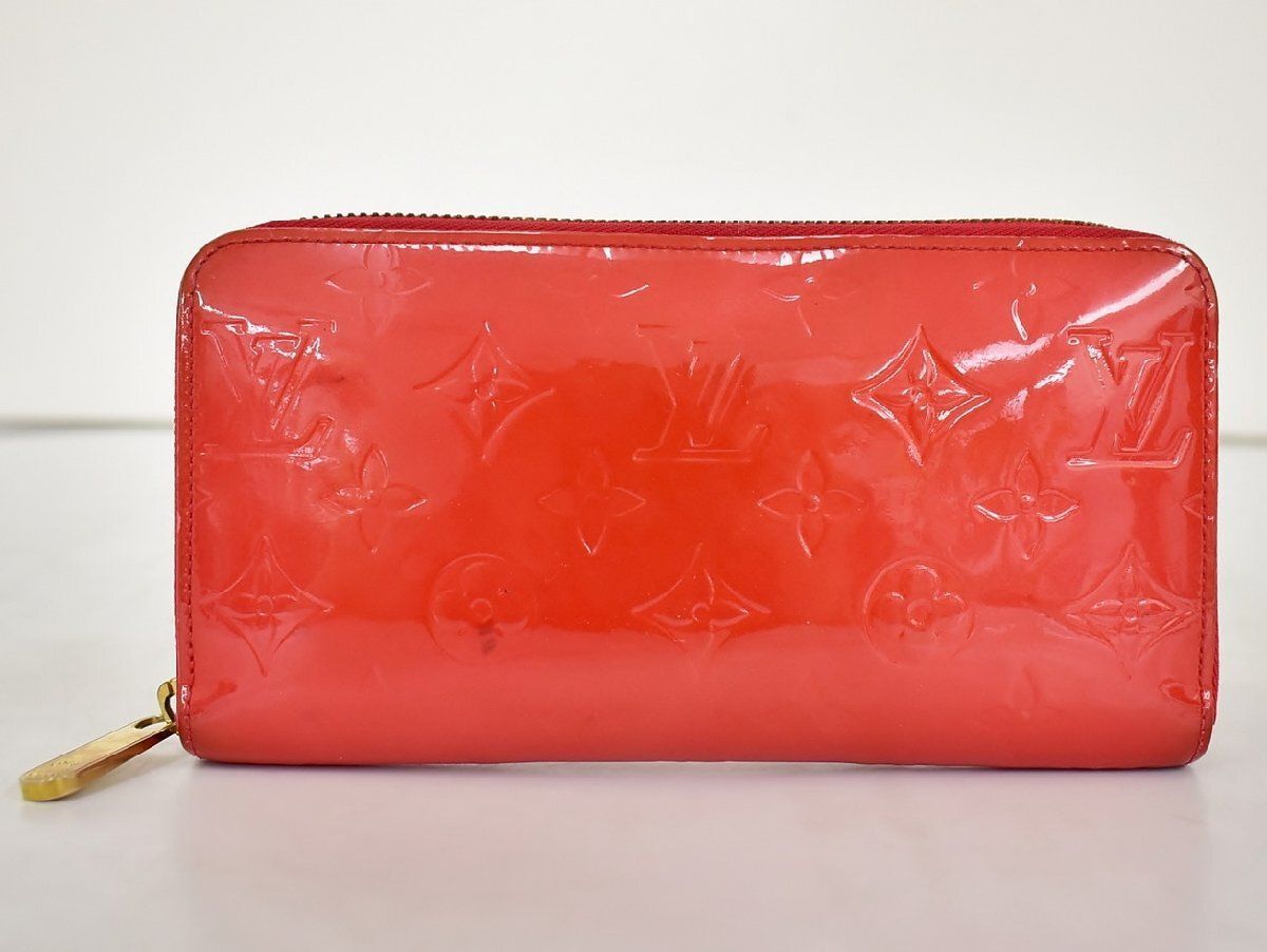 ルイヴィトン LOUIS VUITTON 長財布 ヴェルニ ジッピーウォレット
