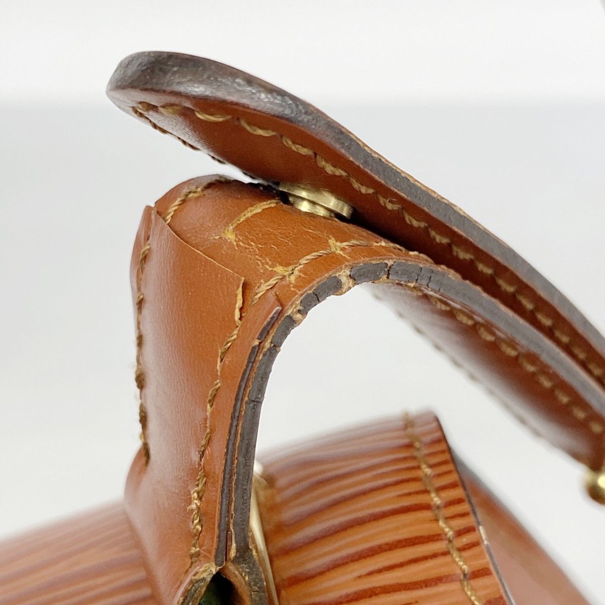 ☆SALE【5pb2604】ルイヴィトン ショルダーバッグ エピ ティルシット