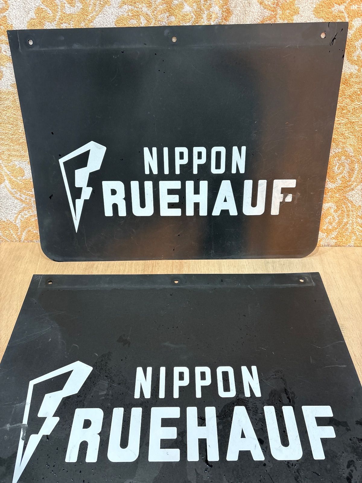 日本フルハーフ/泥除け/トラック/純正品/FRUEHAUF/垂れゴム/大型/中型 