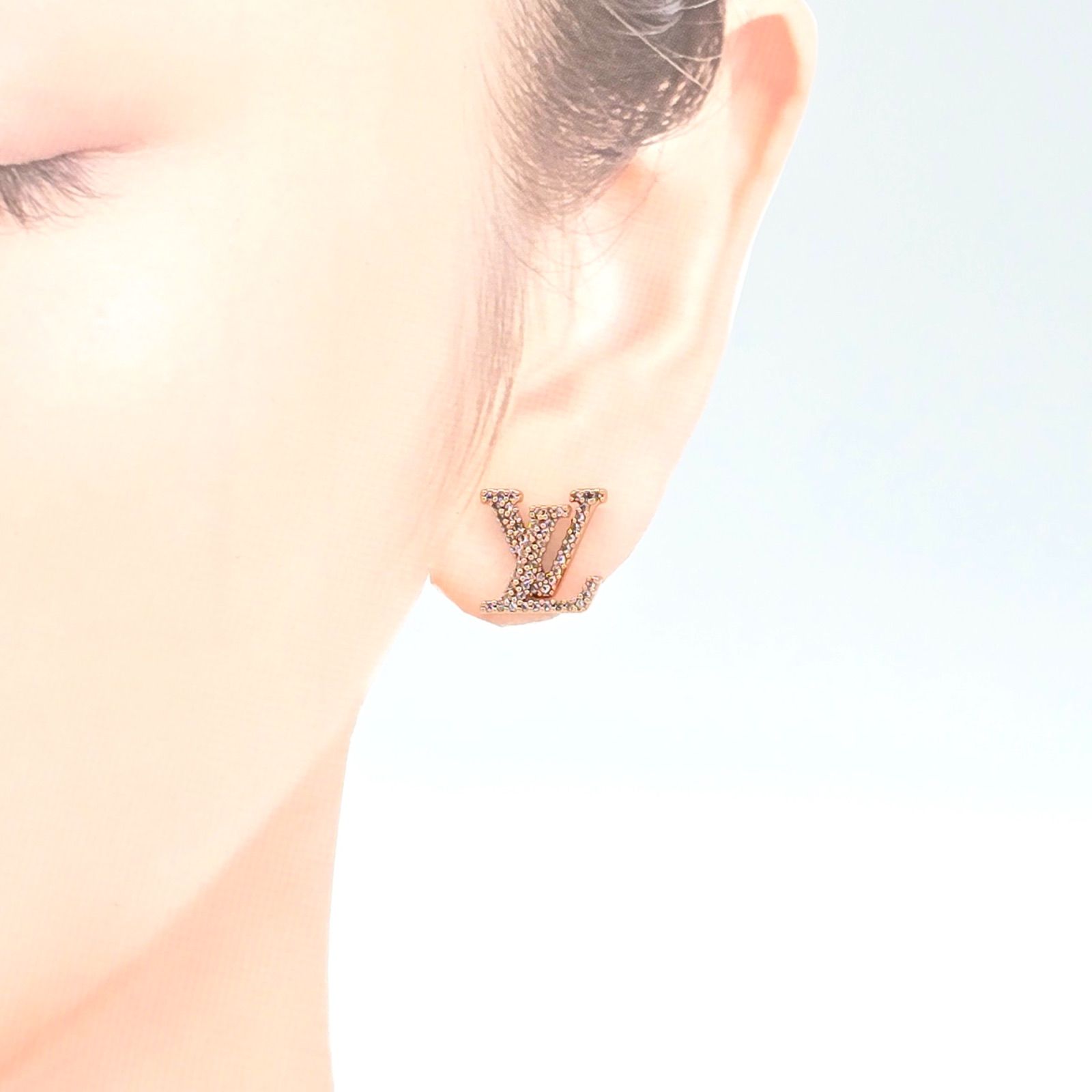 LOUIS VUITTON ルイヴィトン M00986 ピアス・LV アイコニック ストラス