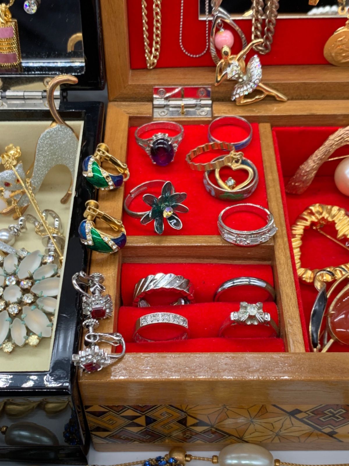 生前整理、遺品整理、のジュエリーセット。 生前整理、遺品整理、のジュエリーセット。