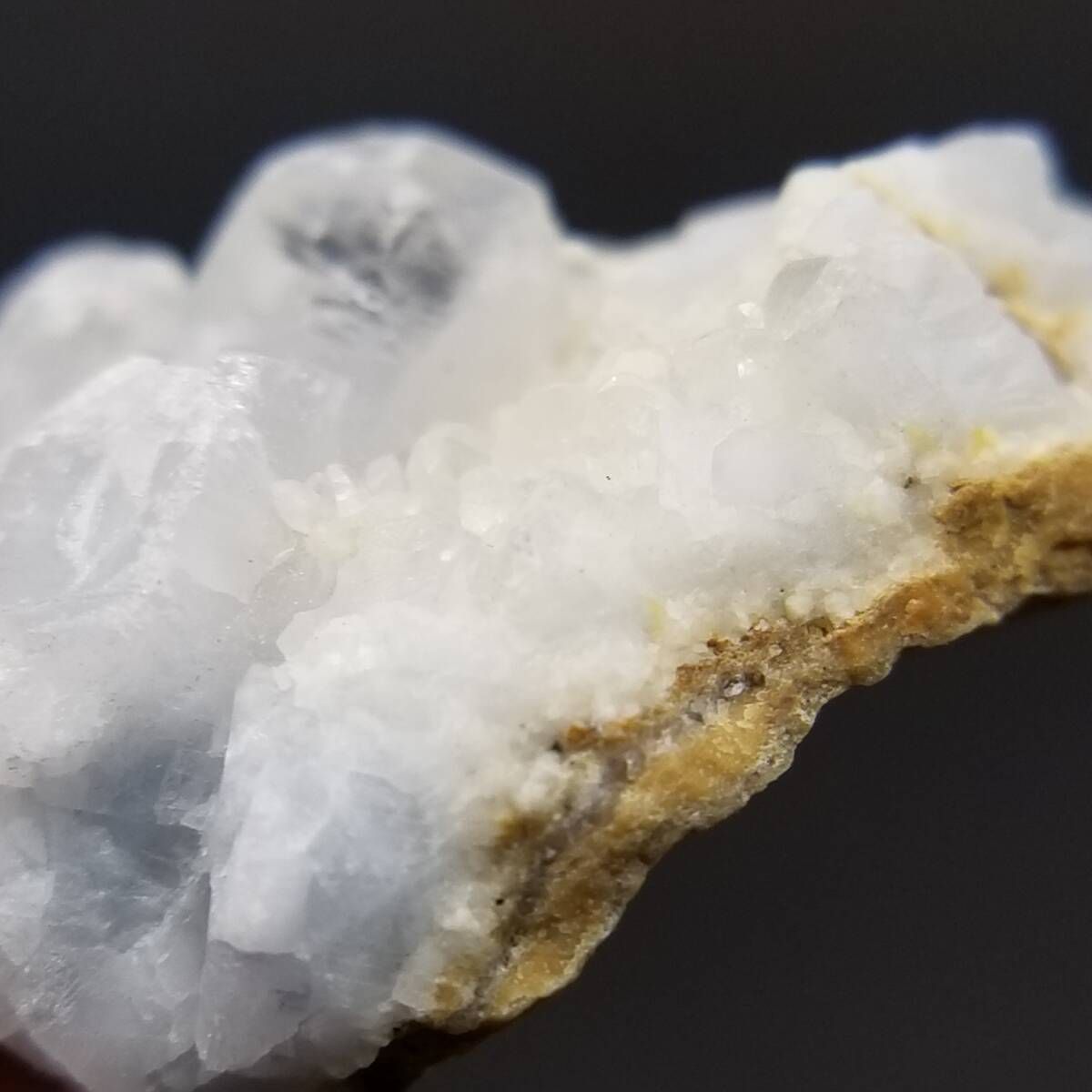 アフガニスタン産 セレスティン 天青石 原石 結晶 クリスタル 天然