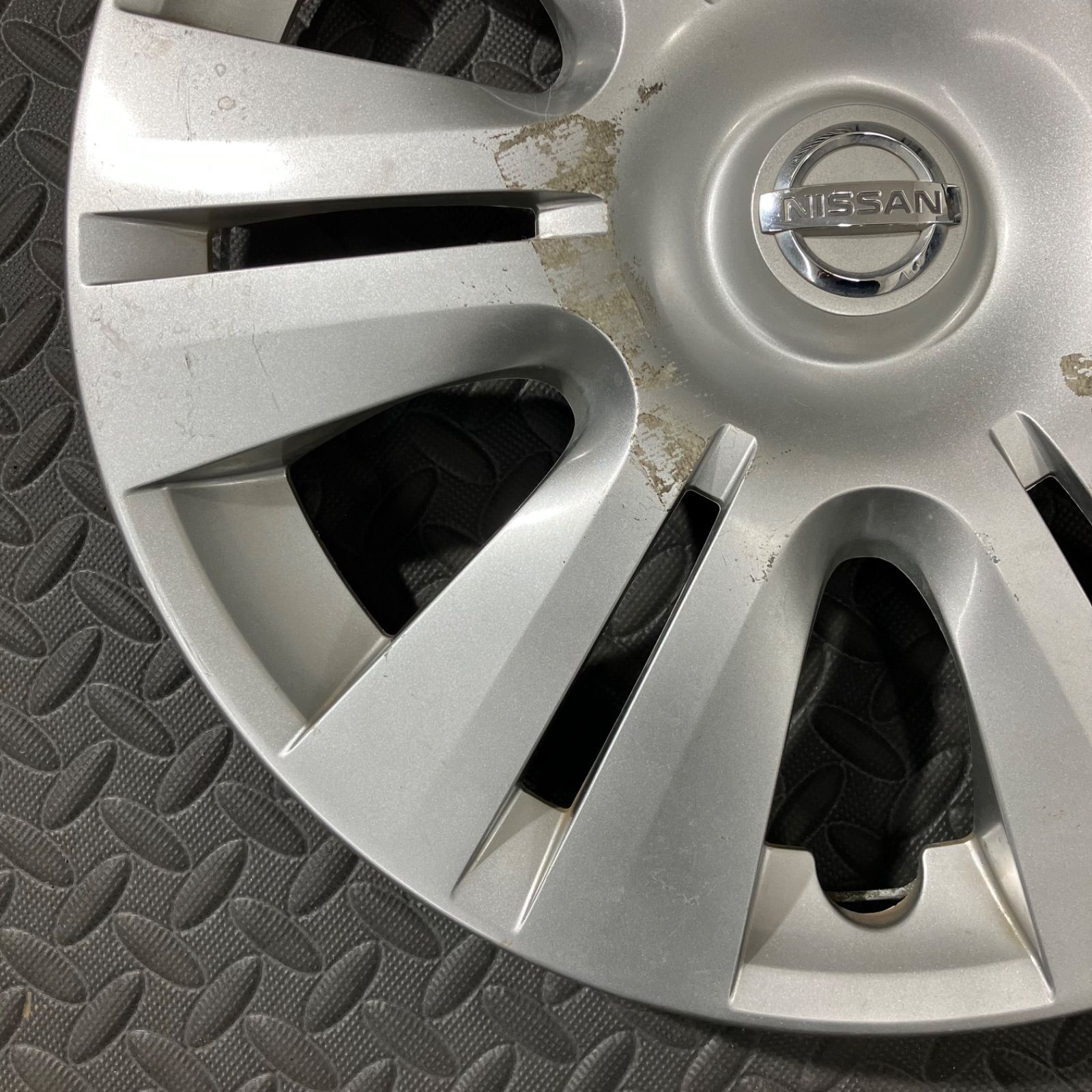 日産 キャラバン NV350 ホイールキャップ 1枚 ホイールカバー 純正