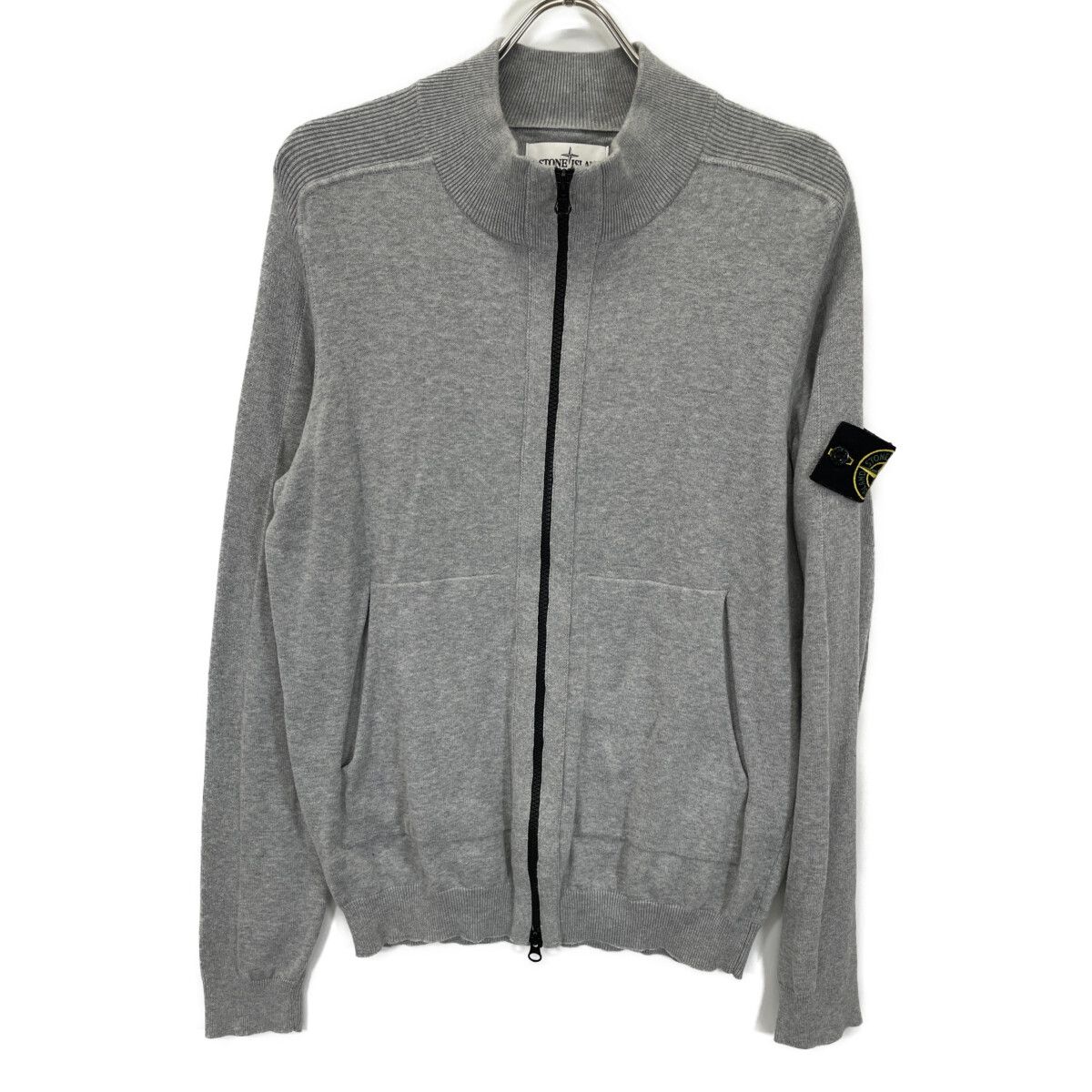 STONE  グレー ニット M コンパスパッチ。m STONE ISLAND ストーンアイランド 6415562B2 ｸﾞﾚｰ ｺｯﾄﾝ ｺﾝﾊﾟｽﾊﾟｯﾁ