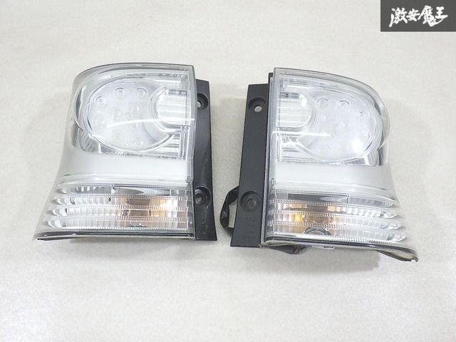 ダイハツ純正　タントカスタム　L375S　L385S　後期　LEDテール　左右 LED点灯OK】 ダイハツ 純正 L375S L385S タントカスタム 後期 テール