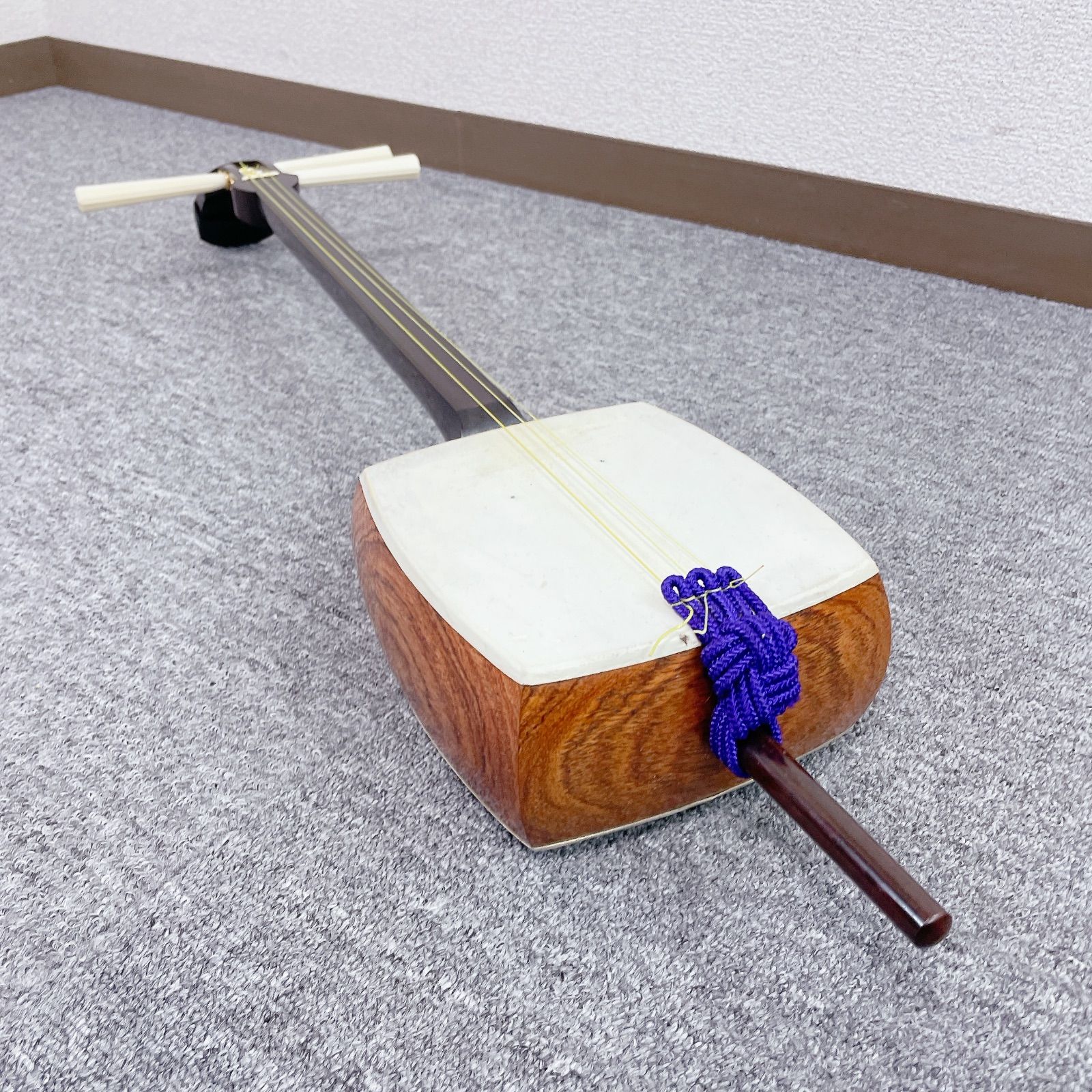 和胡弓 細棹 紅木 一本溝 丸打胴 短棹 和楽器 - メルカリ