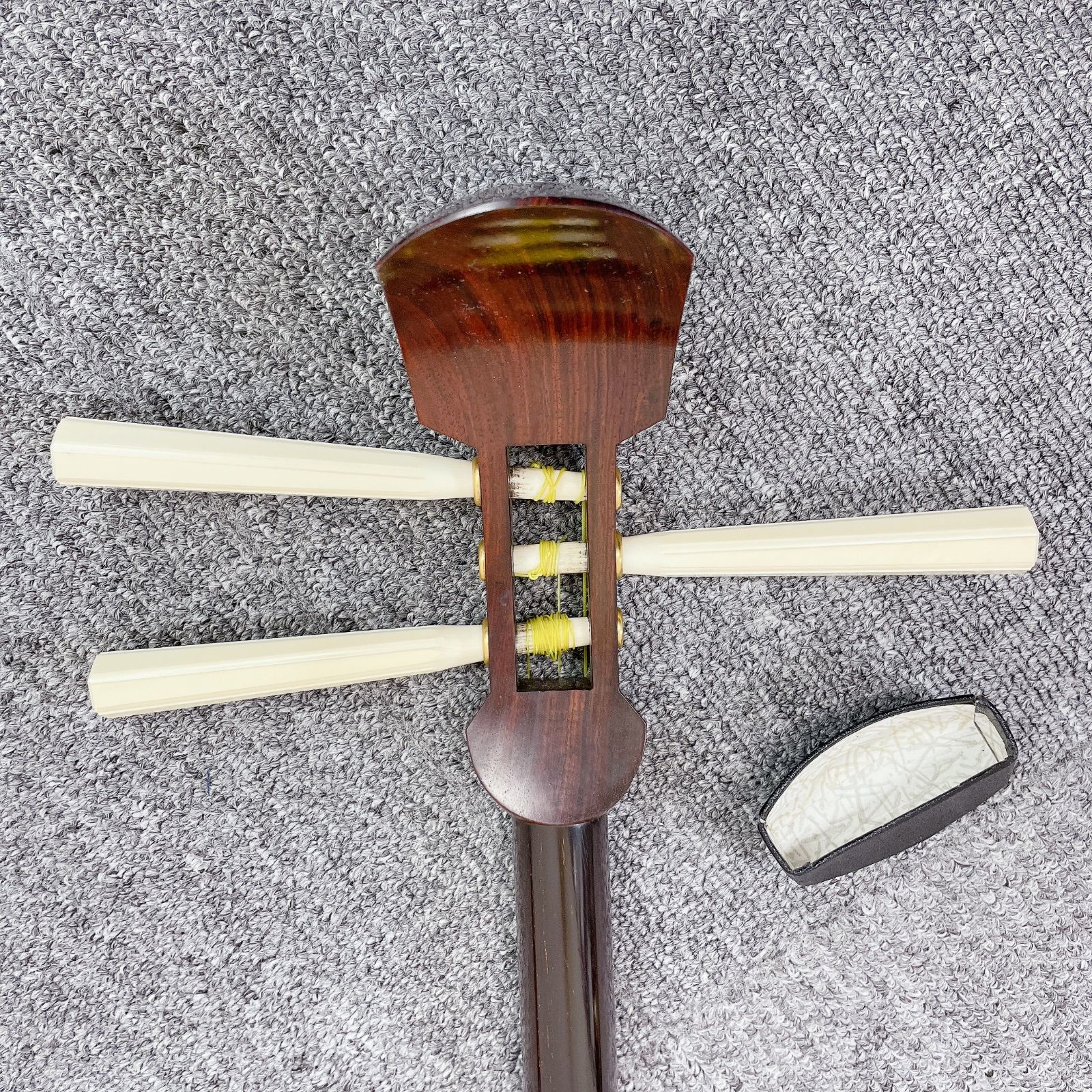 和胡弓 細棹 紅木 一本溝 丸打胴 短棹 和楽器 - メルカリ