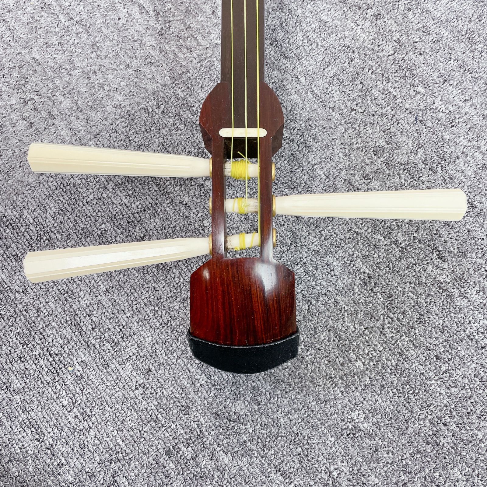 和胡弓 細棹 紅木 一本溝 丸打胴 短棹 和楽器 - メルカリ