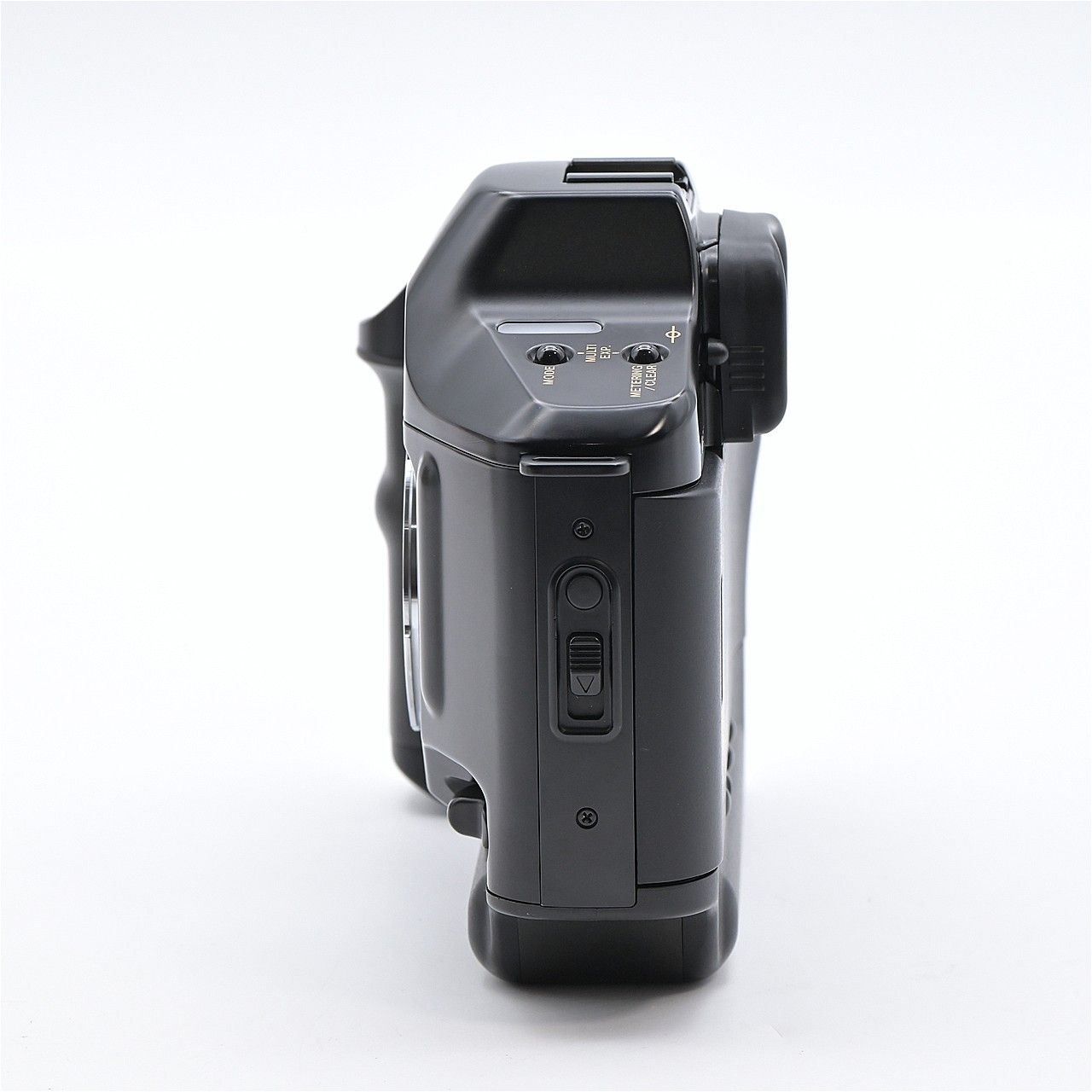 Canon キヤノン T90 ボディ フィルムカメラ【中古】 - メルカリ