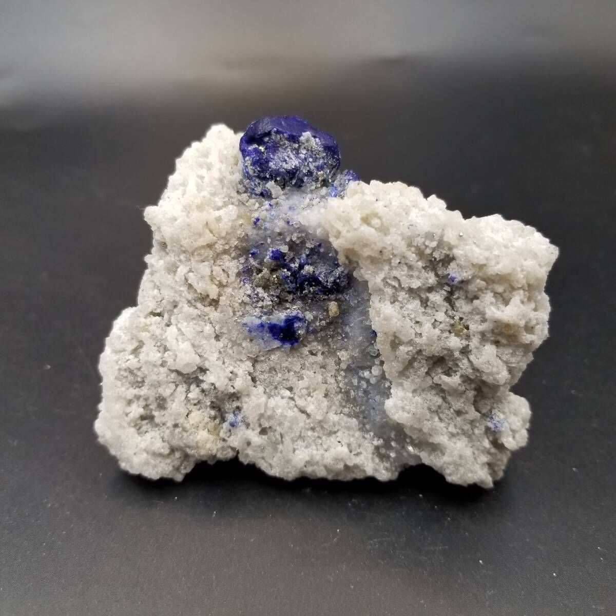 アフガニスタン産 アフガナイト クリスタル 原石 母岩付き 結晶 天然