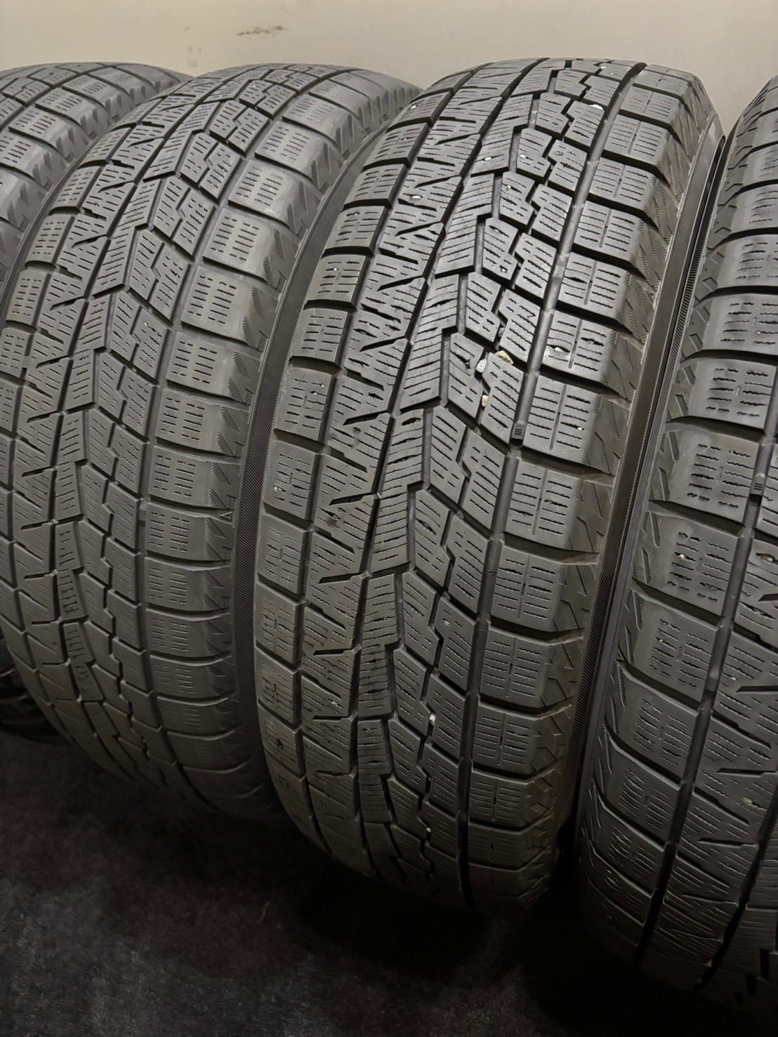 ヴォクシーで使用2018年195/65R15 ヨコハマアイスガード スタッドレス 