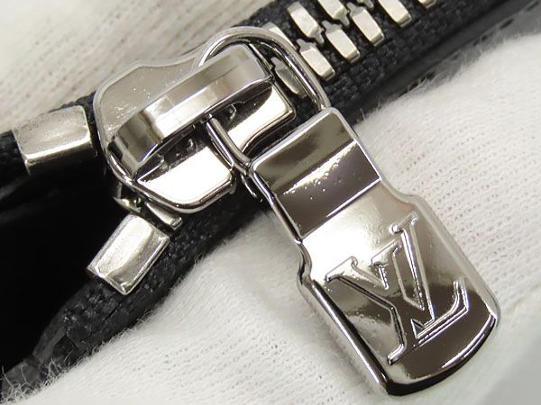 未使用】ルイヴィトン LOUIS VUITTON モノグラムエクリプス ポルトモネ