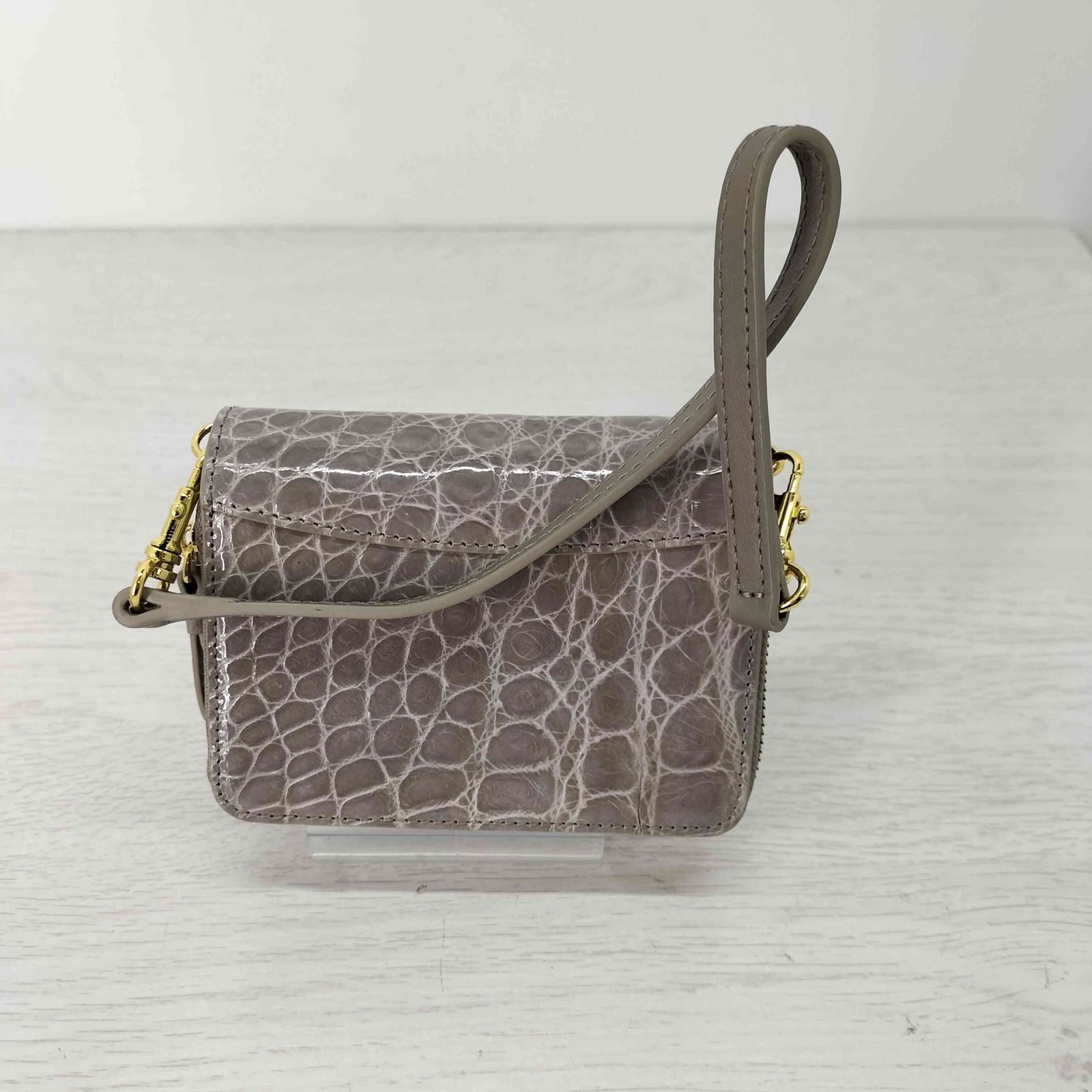 USED古着(ユーズドフルギ) CROCODILE GENUINE ミニ財布 USED古着(ユーズドフルギ) CROCODILE GENUINE ミニ財布の通販 by