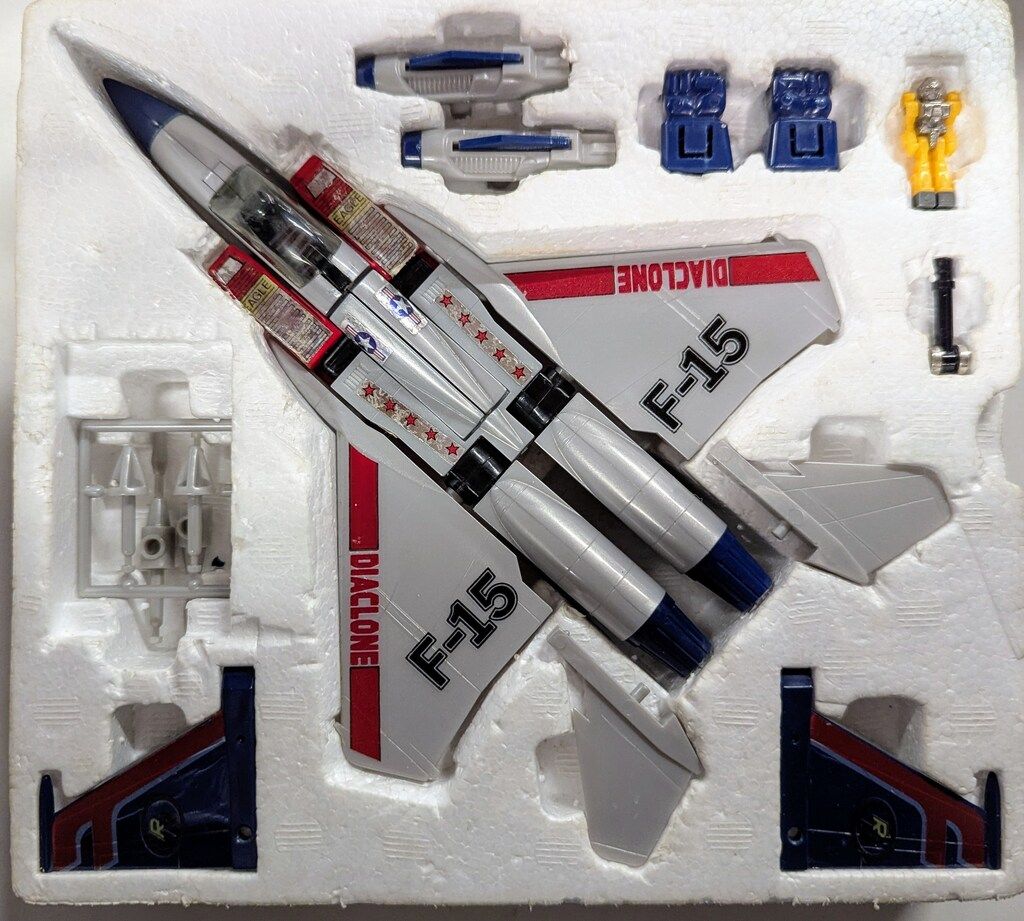 タカラ ダイアクロン/リアル&ロボシリーズ ジェット機ロボ F15イーグル