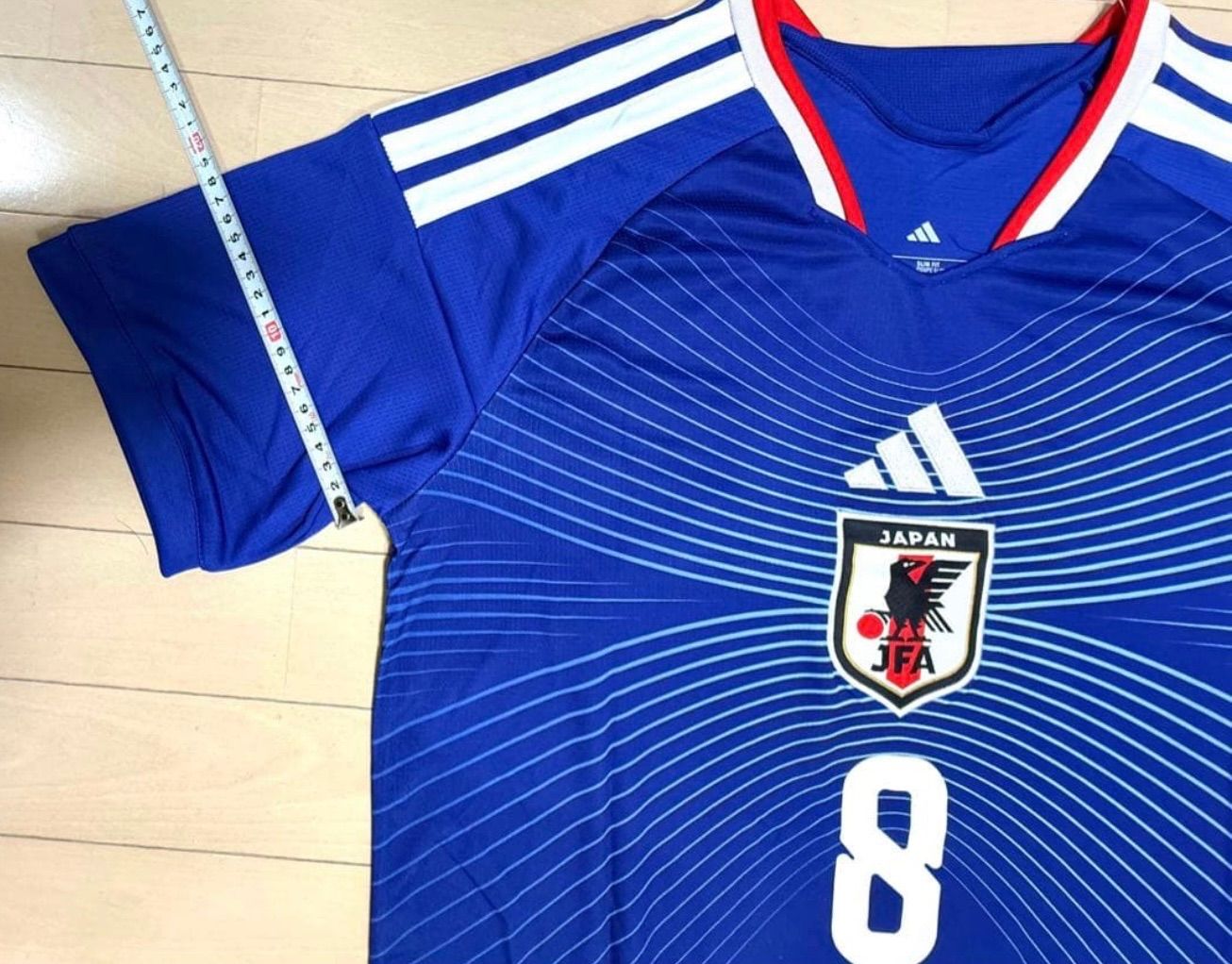 新品未使用】サッカー日本代表 南野拓実 #8 最新版ユニフォーム（2025