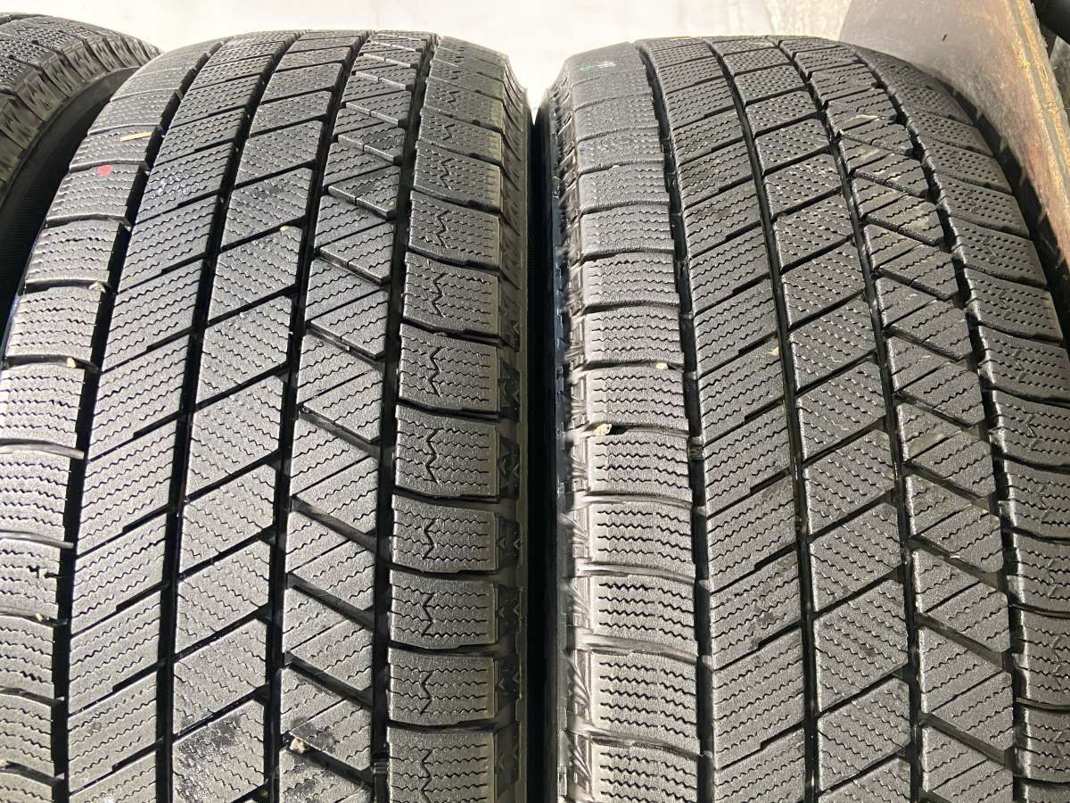 215/60R17 ブリヂストン ブリザック VRX3 中古タイヤ スタッドレス