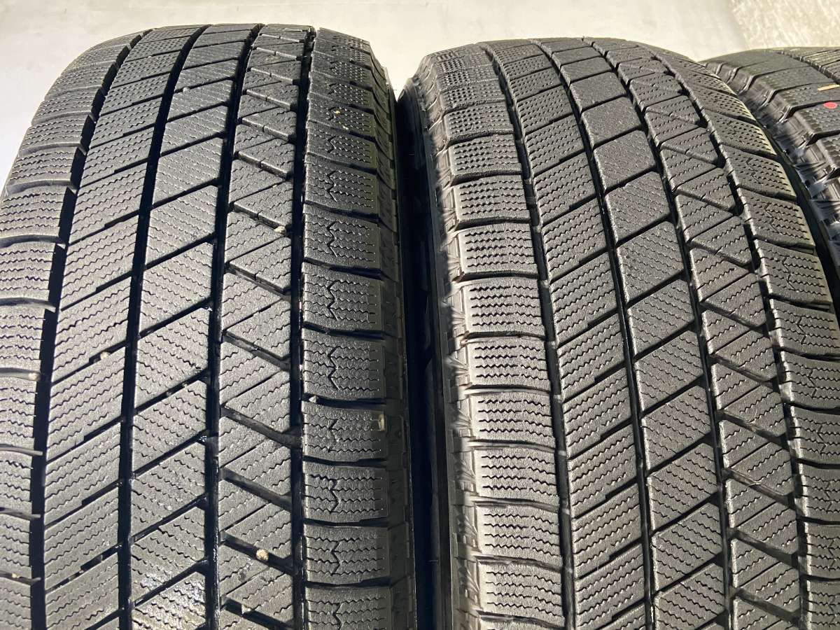 215/60R17 ブリヂストン ブリザック VRX3 中古タイヤ スタッドレス