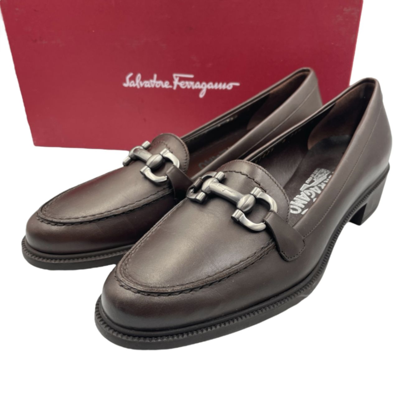 美品 Salvatore Ferragamo サルバトーレ フェラガモ ガンチーニ