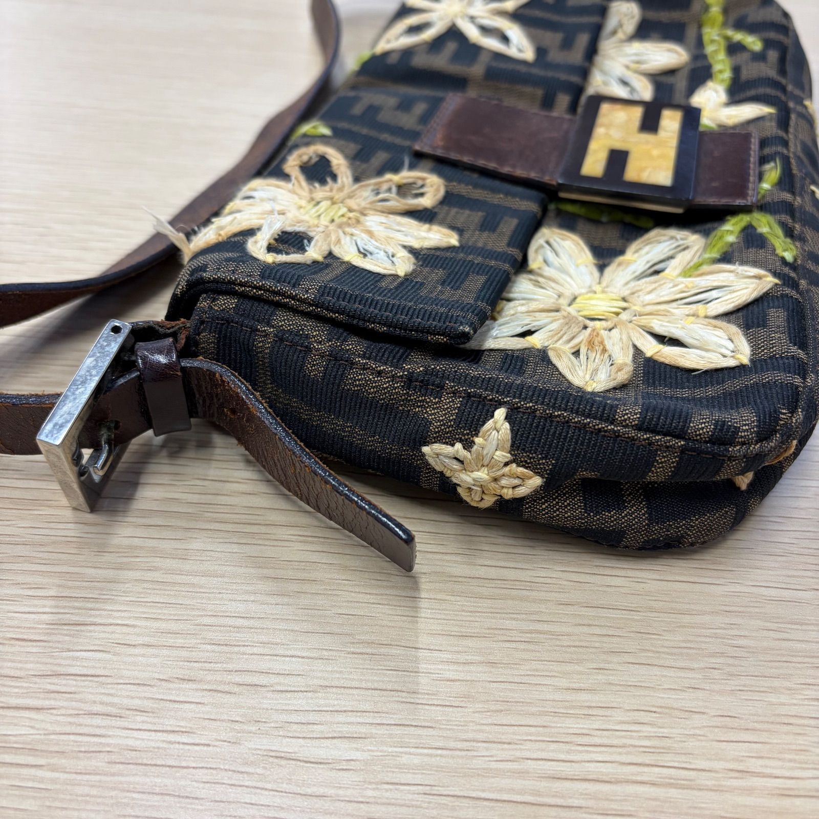 ヴィンテージ】フェンディ ズッカ マンマバケット ショルダーバッグ