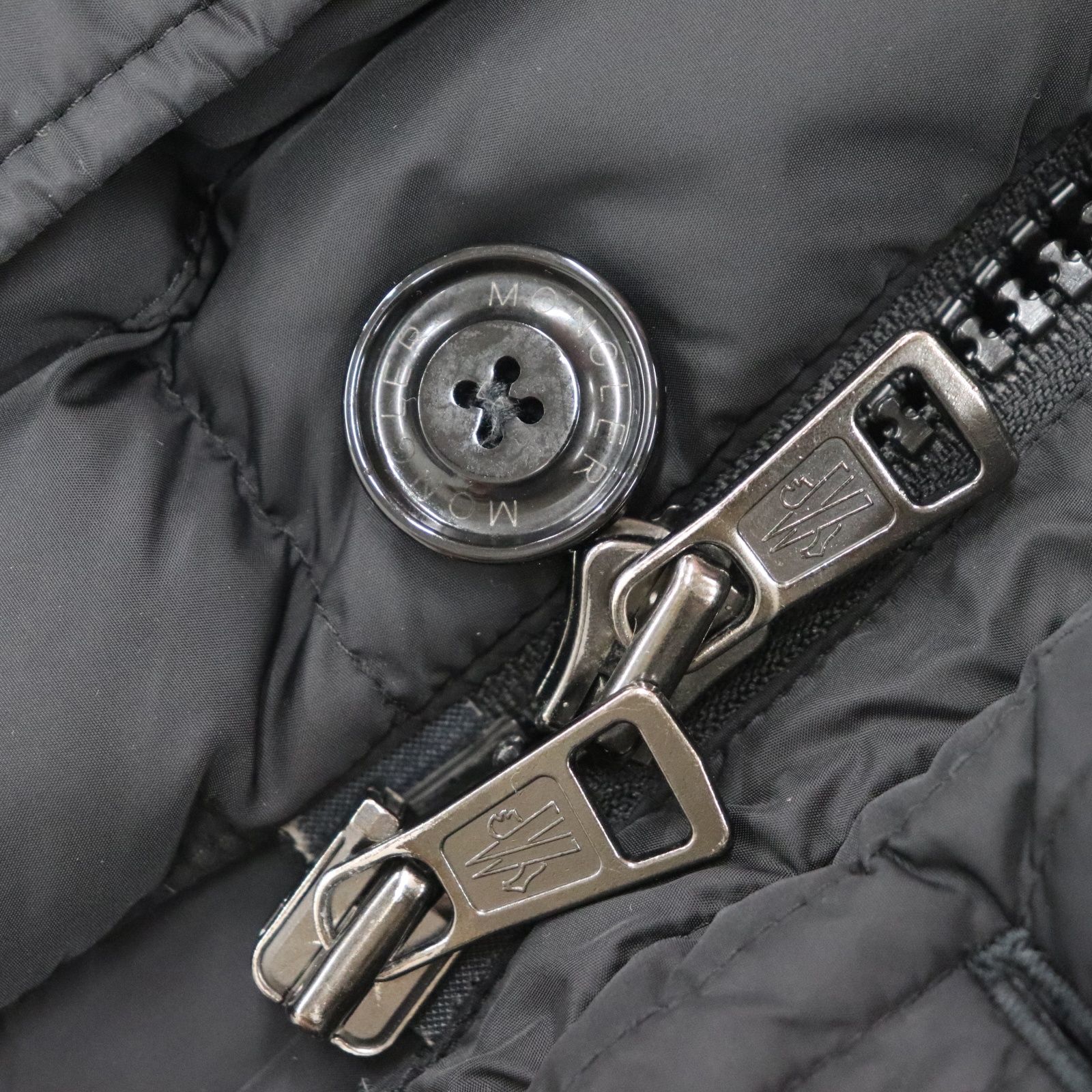 IT2IOU95O9L2 国内正規品 MONCLER モンクレール CLUNY クルーニー