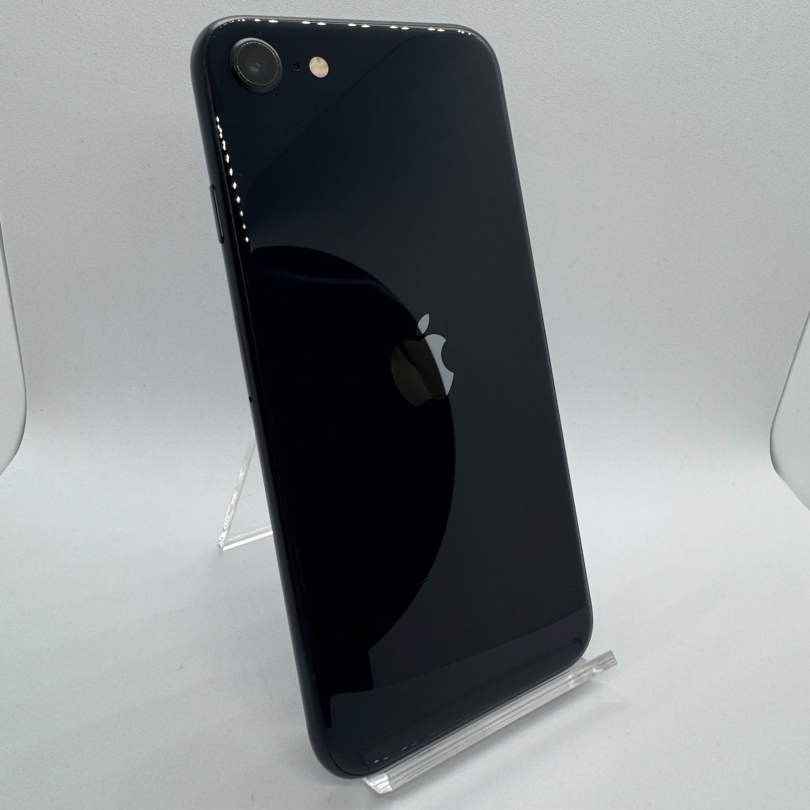 【美品中古】iPhoneSE第3世代　バッテリー99% 64GB ミッドナイト iPhone SE（第3世代） バッテリー90%以上 iPhoneSE3 64GB ミッドナイト