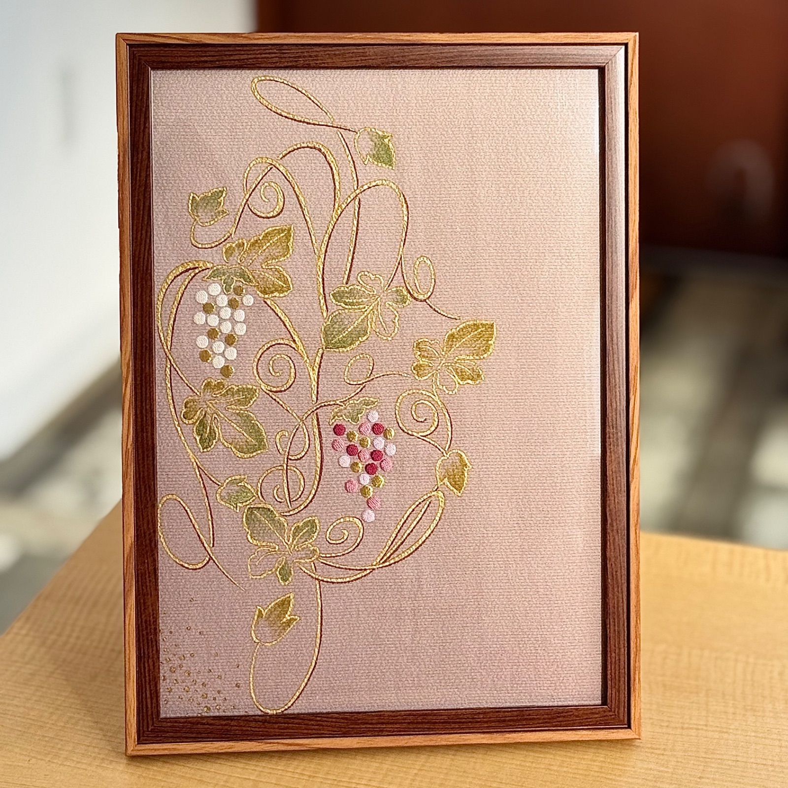着物リメイク】人間国宝 福田喜重 日本刺繍 葡萄文様 着物刺繍 額装