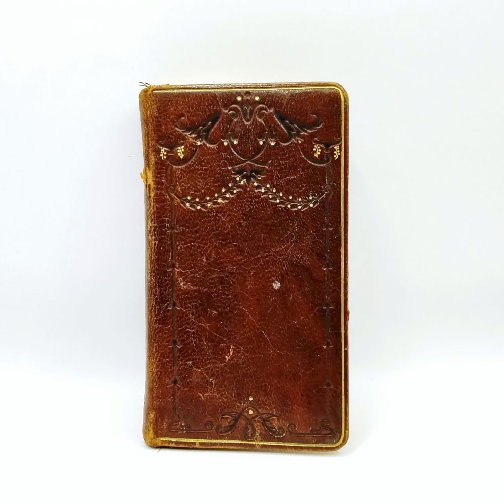 アンティーク　祈祷書　1889年　フランス　革装　挿画　聖書　ミセル　洋書　古書 アンティーク 祈祷書 1889年 フランス 革装 挿画 聖書 ミセル 洋書 古書