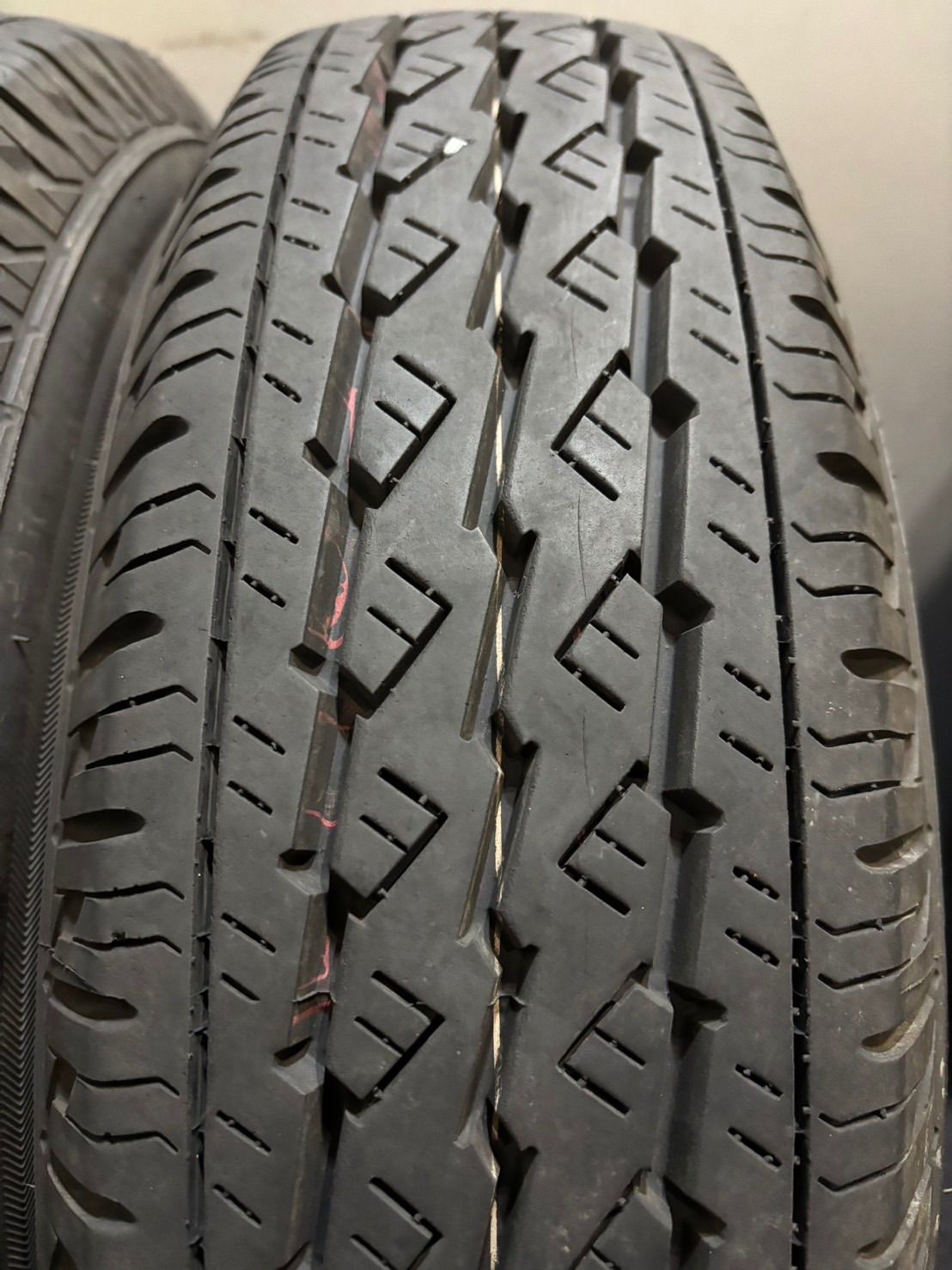 ☆165R13LT 8PR BRIDGESTONE/V600 25年製 トヨタ 純正 スチール 13 ☆165R13LT 8PR BRIDGESTONE/V600 25年製 トヨタ 純正 スチール 13