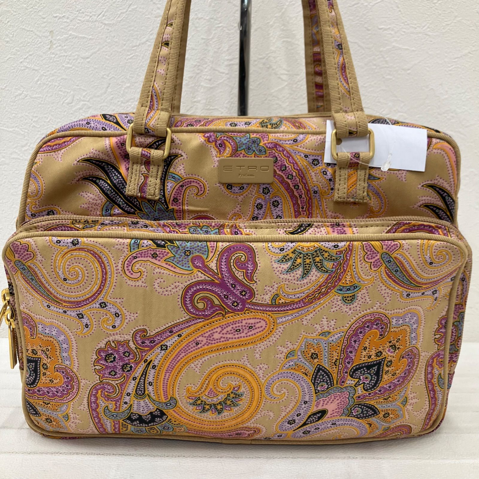 Etro エトロ　ペイズリー柄 ハンドバッグ　（美品！） ETRO / エトロ】ペイズリー柄ハンドバッグが買取入荷いたしました