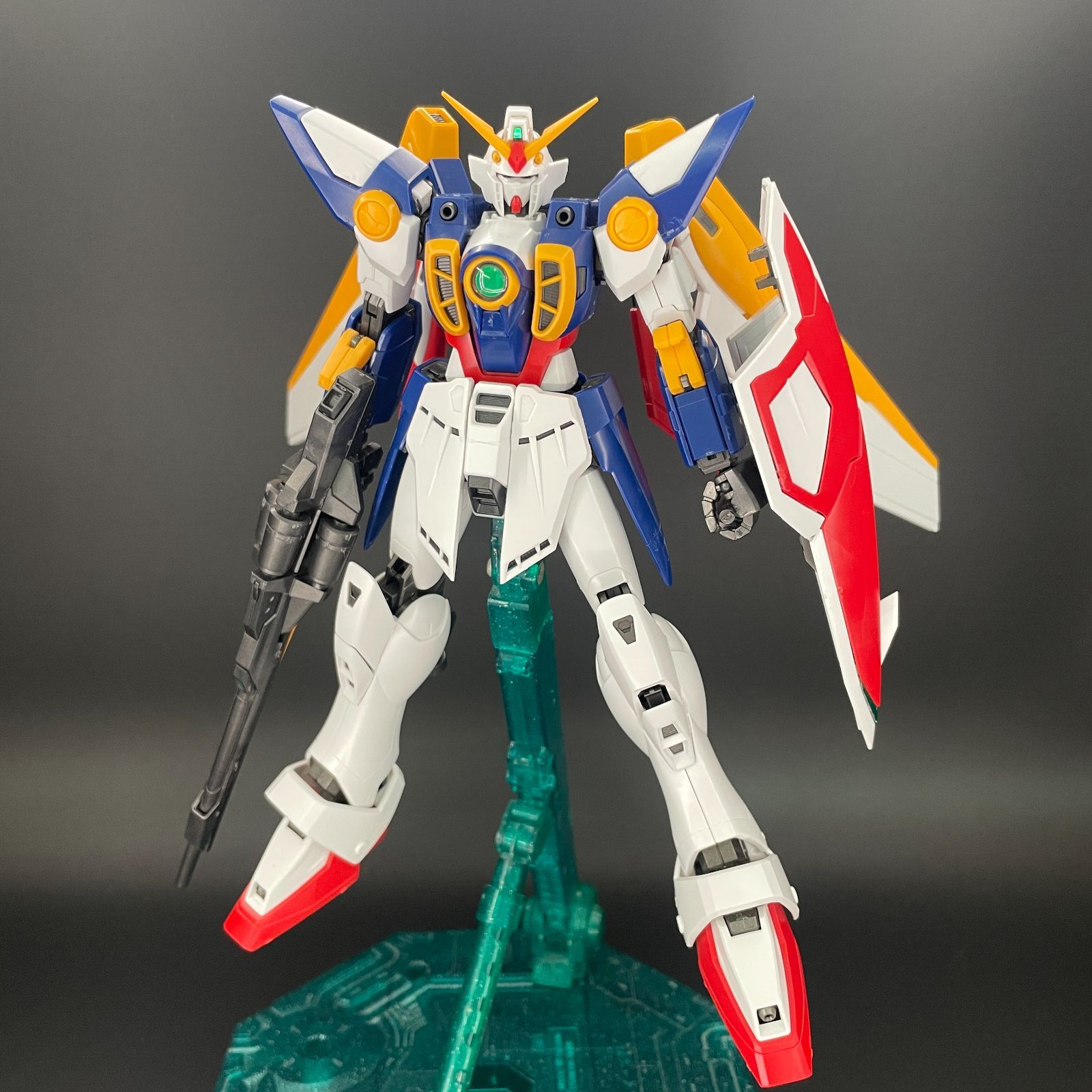 ガンプラ【中古品】 MG 1/100 ウイングガンダム バンダイ ガンダム