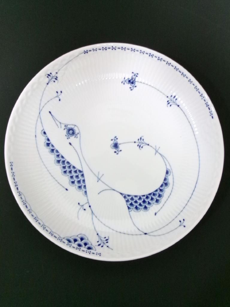 Royal Copenhagen ロイヤルコペンハーゲン 食器 丸皿 プレート 送料