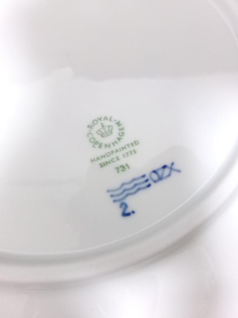 Royal Copenhagen ロイヤルコペンハーゲン 食器 丸皿 プレート 送料