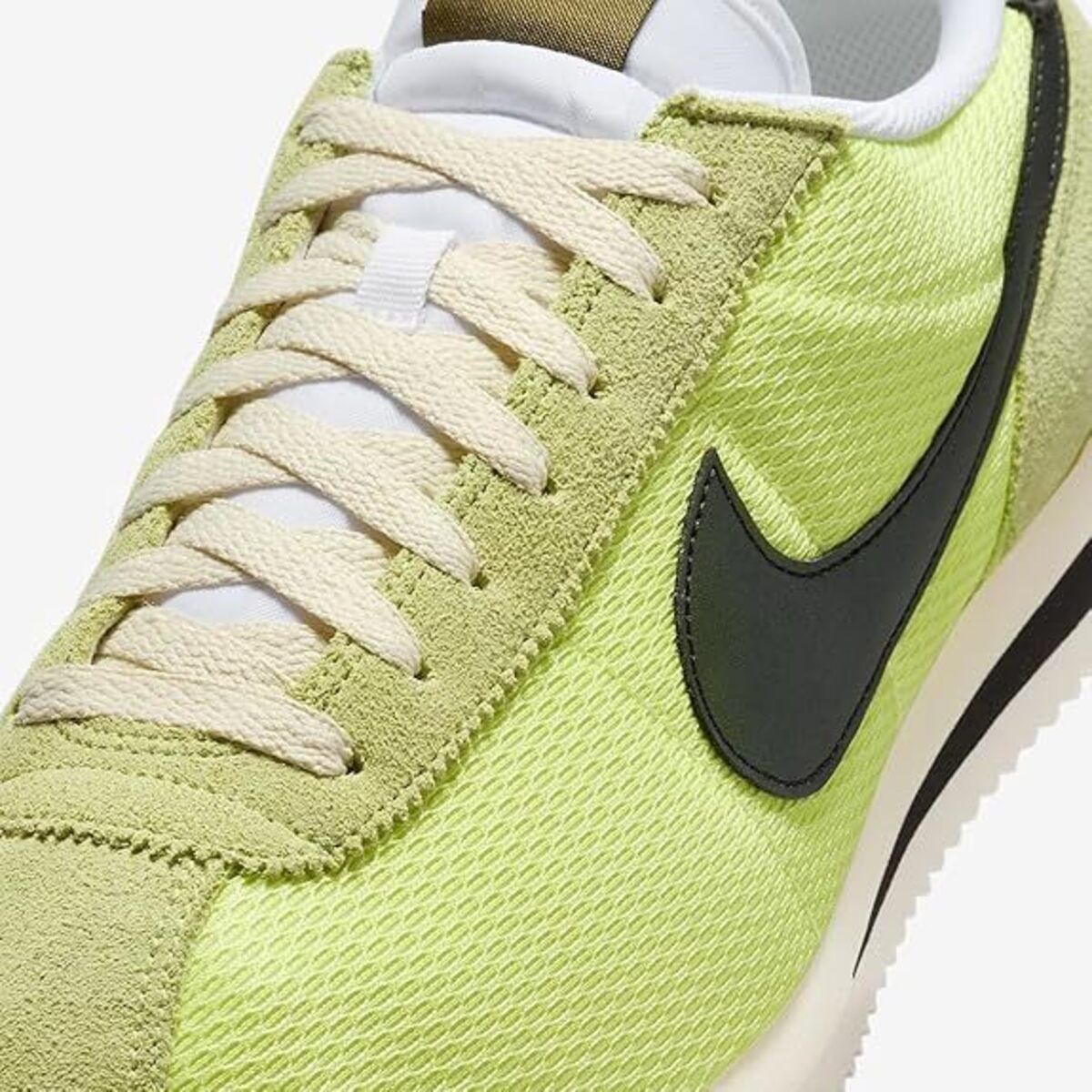 [ナイキ] コルテッツ テキスタイル [Cortez Textile] ライトレモンツイスト/ココナッツミルク/ホワイト/ブラック IB8135-736 ナイキ] コルテッツ テキスタイル [Cortez Textile] ライトレモン