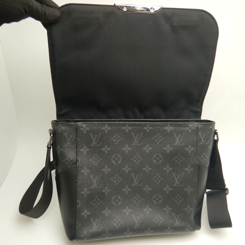 LOUIS VUITTON ルイヴィトン モノグラムエクリプス メッセンジャー