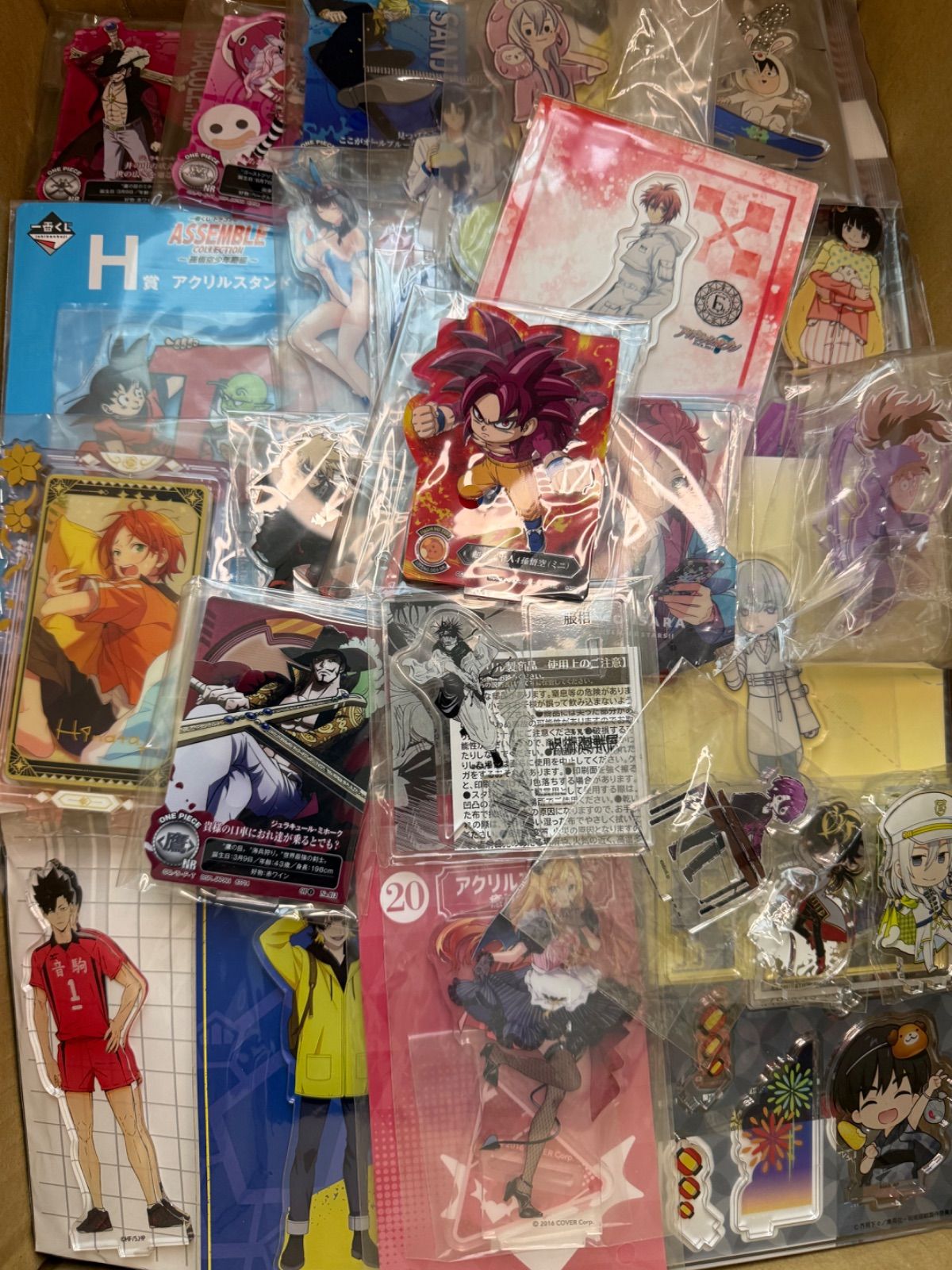 大特価！ アニメ ゲーム アクリルスタンド類 400点以上大量まとめ売り