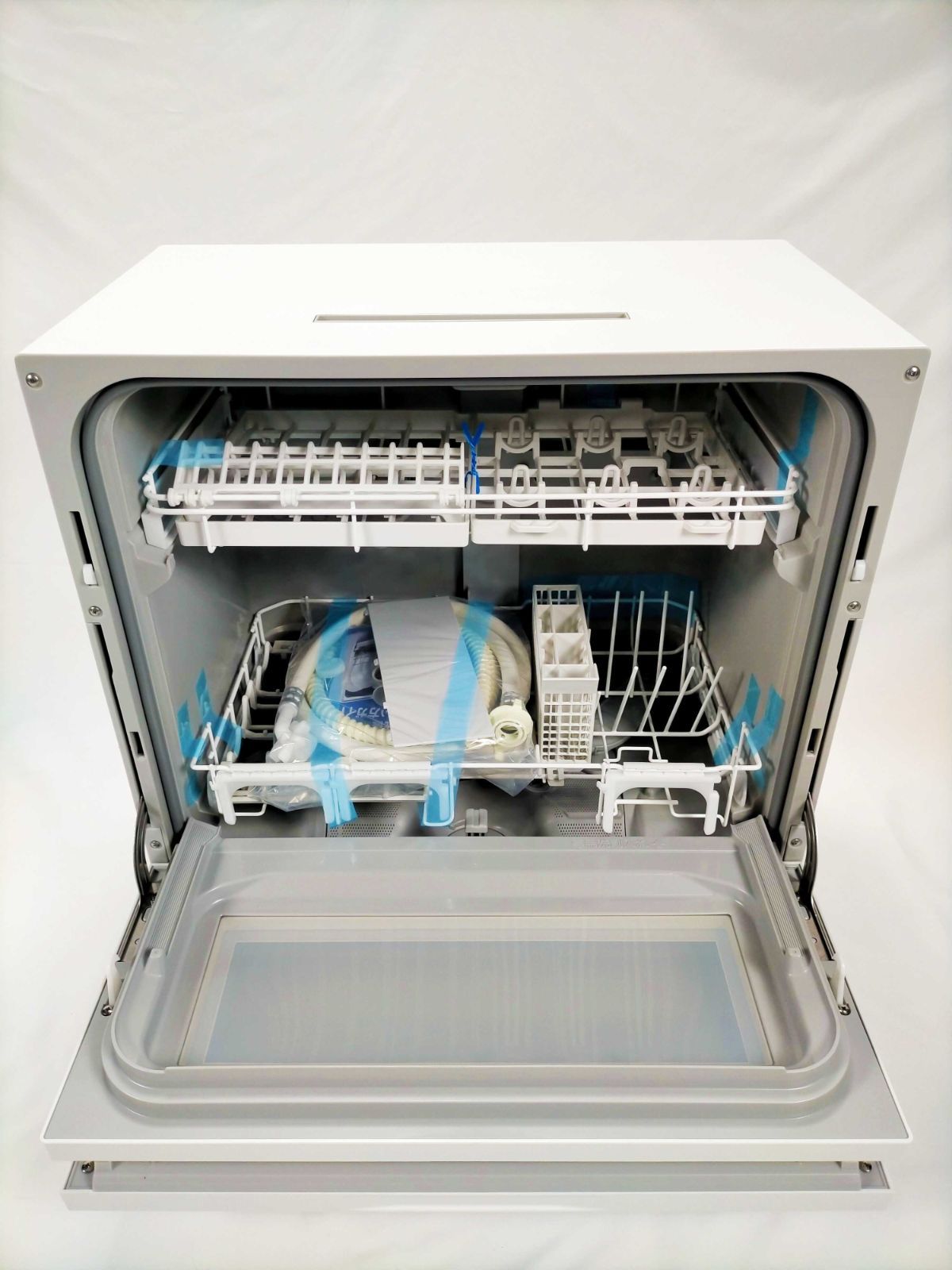 ほぼ未使用※へこみ有り】食器洗い乾燥機 Panasonic NP-TH5-W ホワイト 