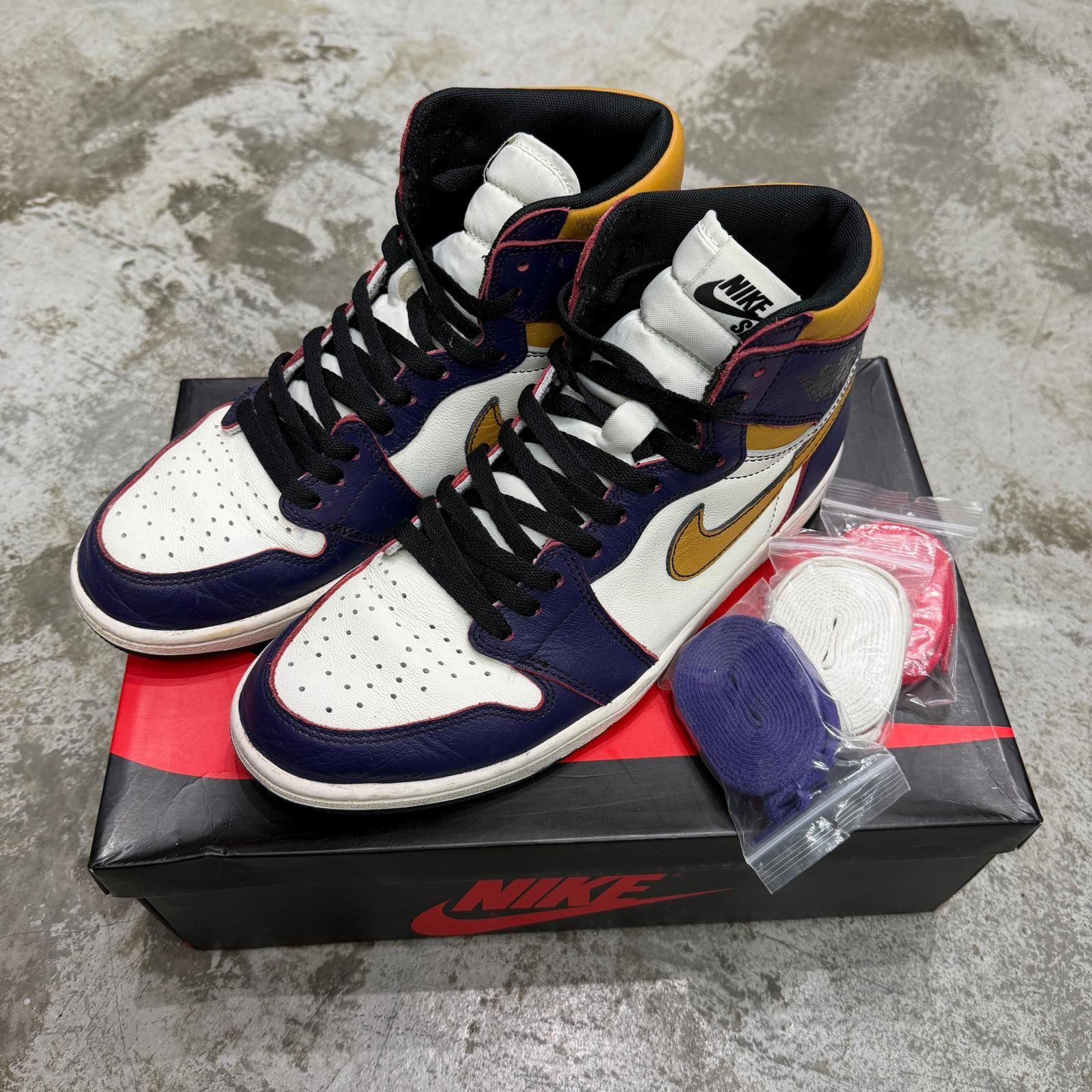 NIKE Air Jordan 1 Retro High エアジョーダン1 レイカーズ スニーカー 