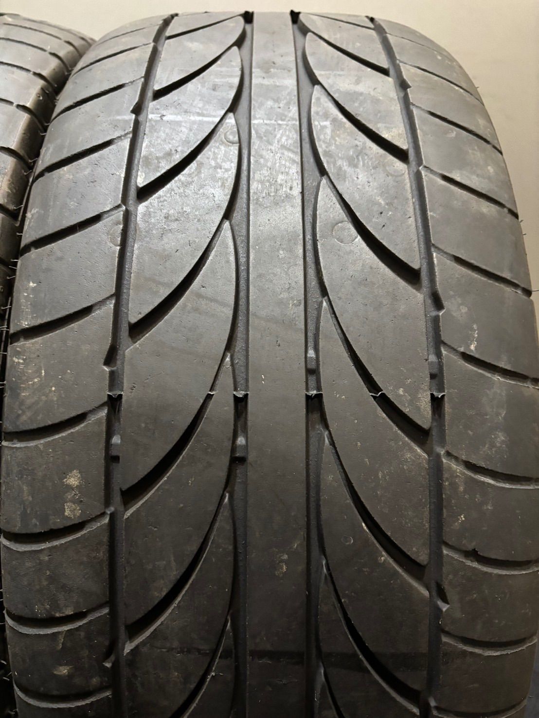 ATR　SPORT　245/35ZR20 　４本　２、３部山（サイド）　４、５部山（センター）　手渡しOK ATR SPORT 245/35ZR20 4本 2、3部山（サイド） 4、5部山