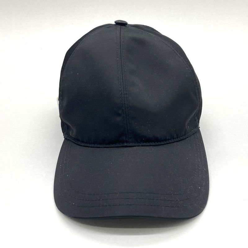 PRADA プラダ ベースボールキャップ エナメルメタル トライアングル