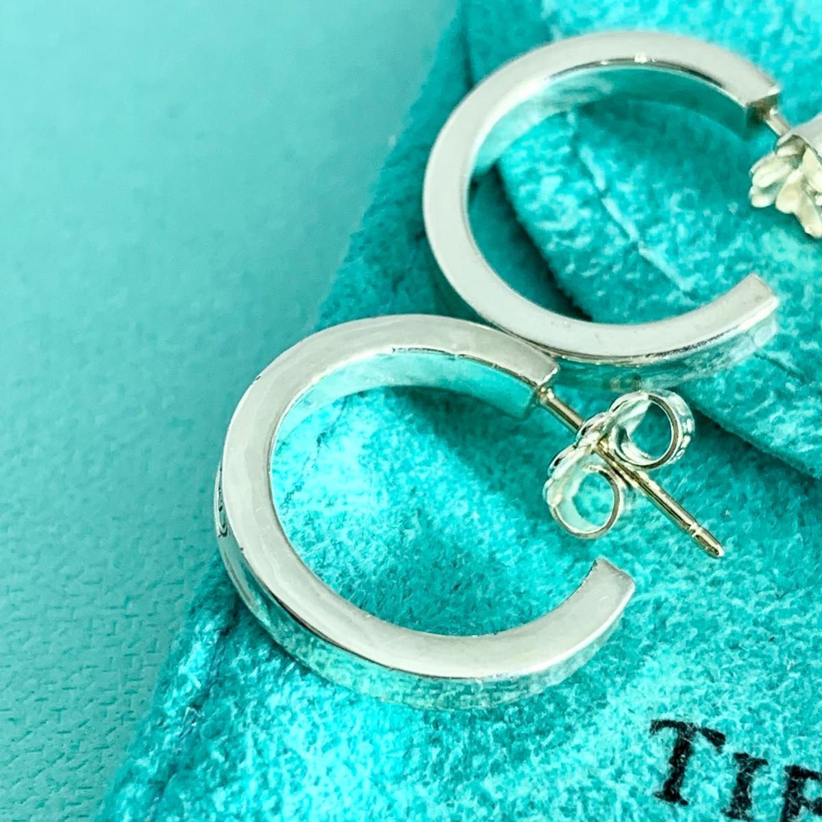 Tiffany & Co. / 1837 ワイド ナロー フープピアス 925 ティファニー 1837 ナロー フープ ピアス シルバー 925 P81e - メルカリ