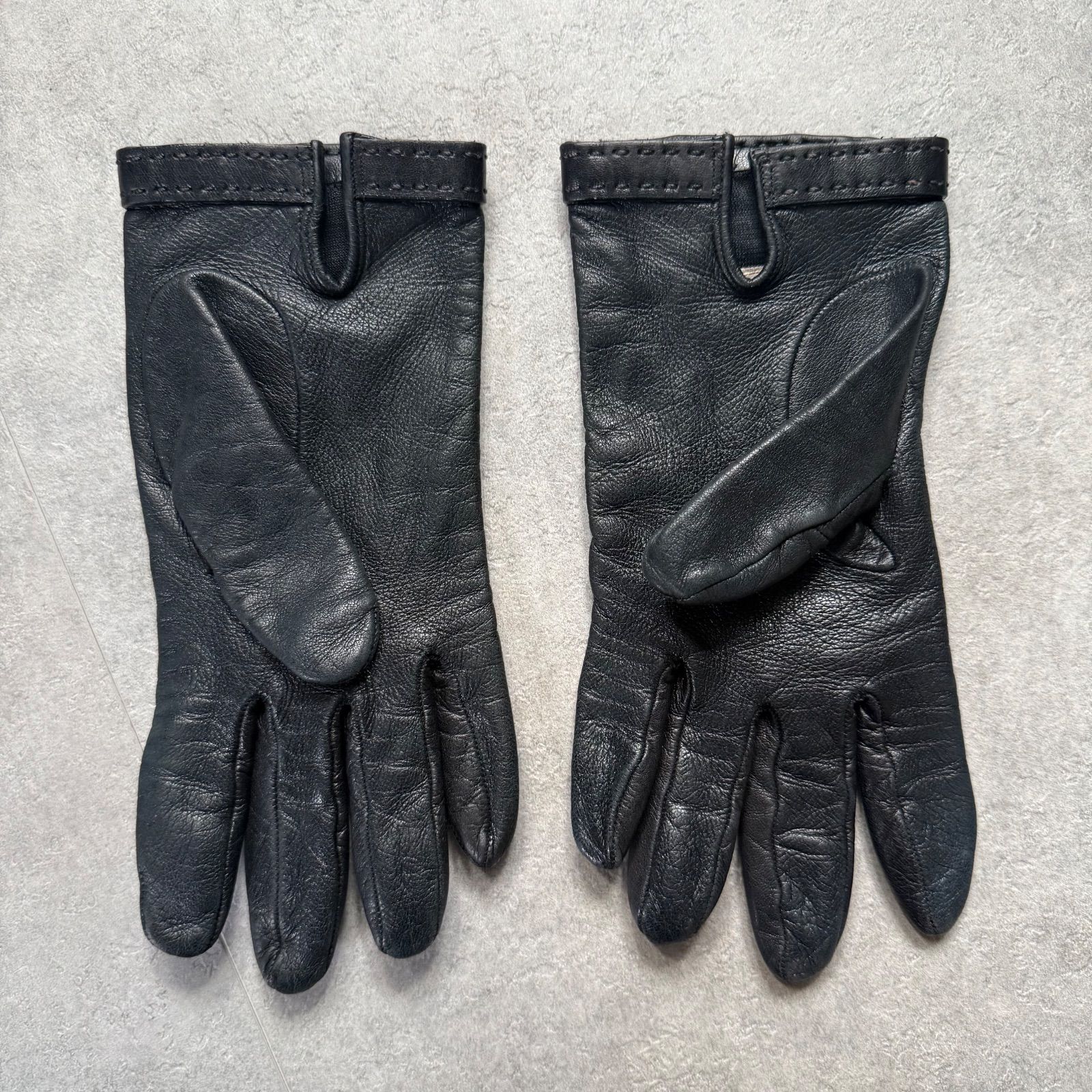 PRADA プラダ ラムレザー グローブ 手袋 シルク 黒 ブラック ゴールド