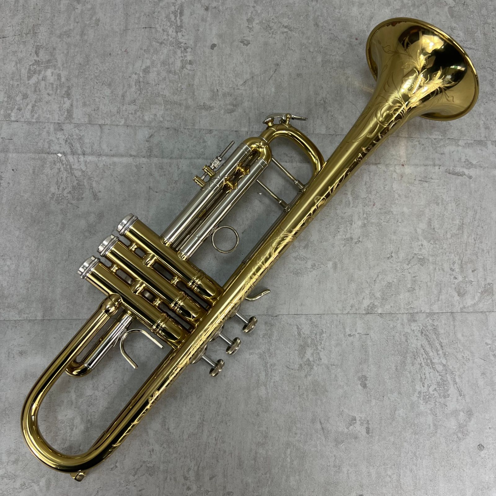 ビンセントバック B♭トランペット Stradivarius ストラディバリウス