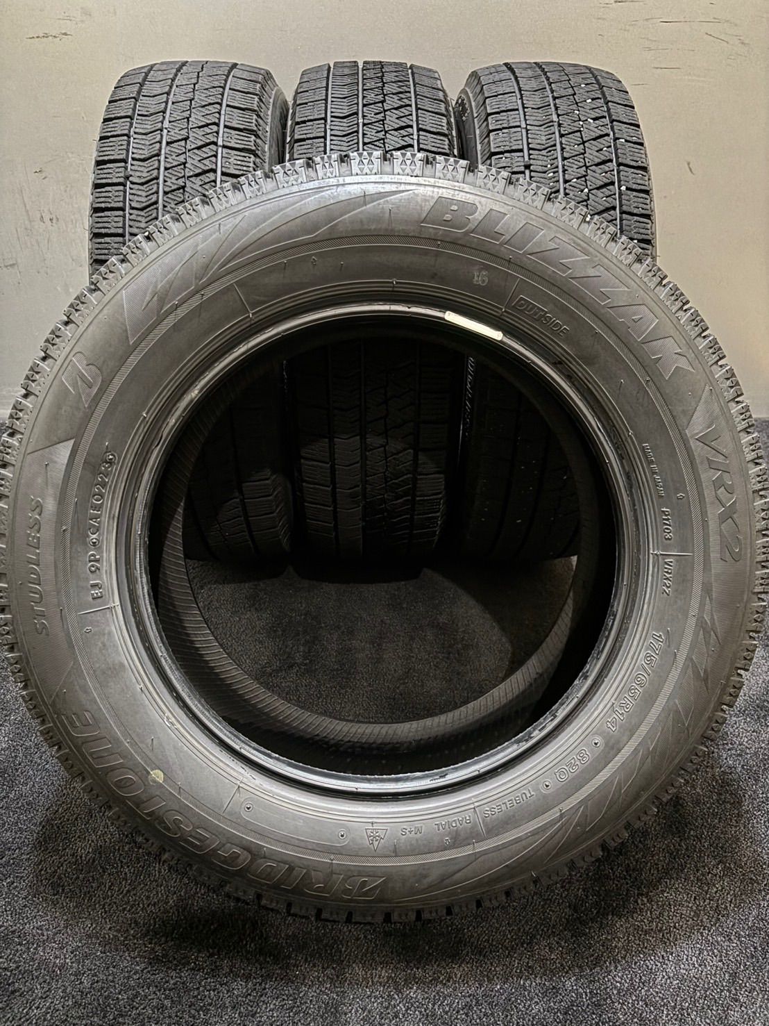 ☆175/65R14 BRIDGESTONE/VRX2 23年製 スタッドレス 4本 ブリヂストン