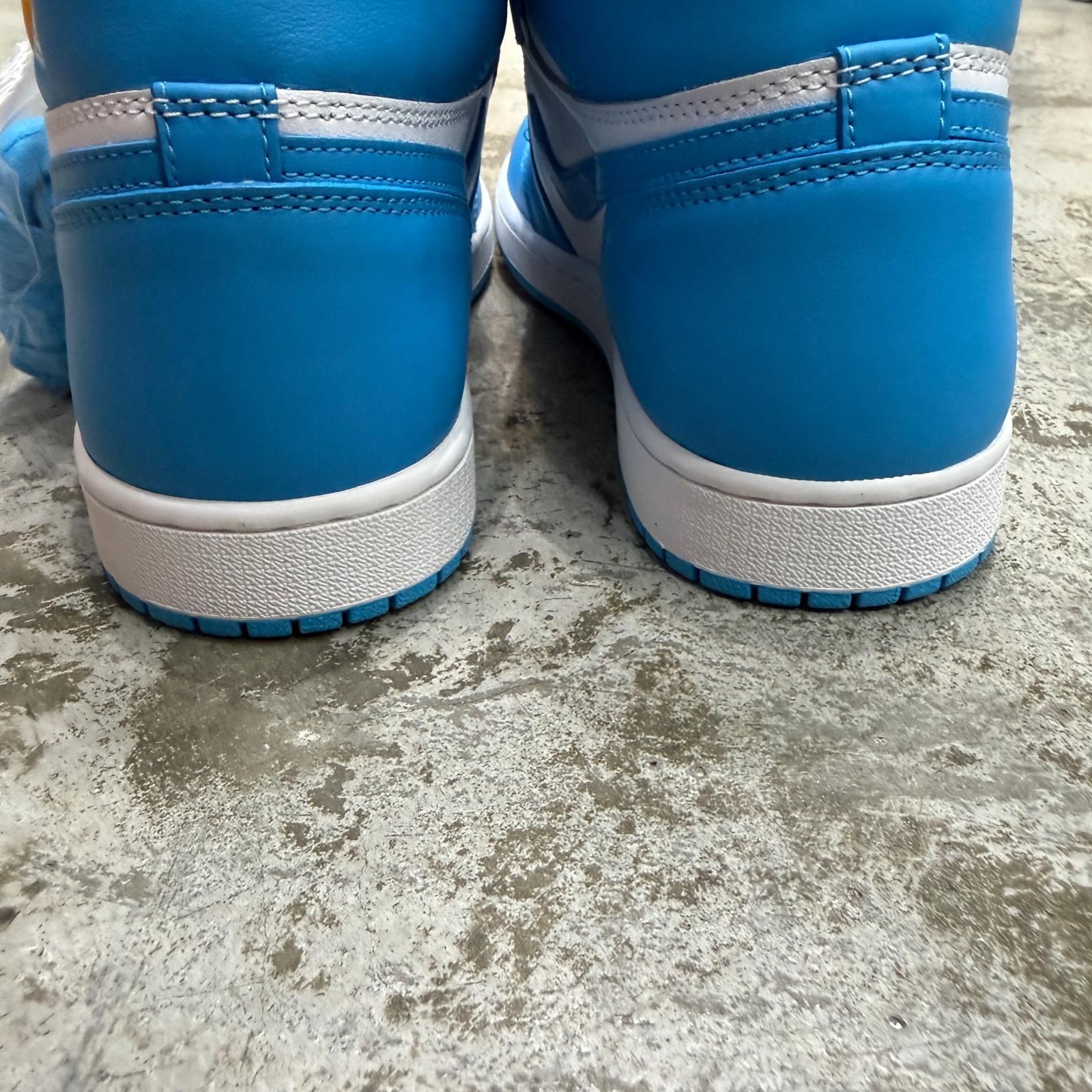 未使用 NIKE Air Jordan 1 Retro High UNC ジョーダン1 スニーカー 