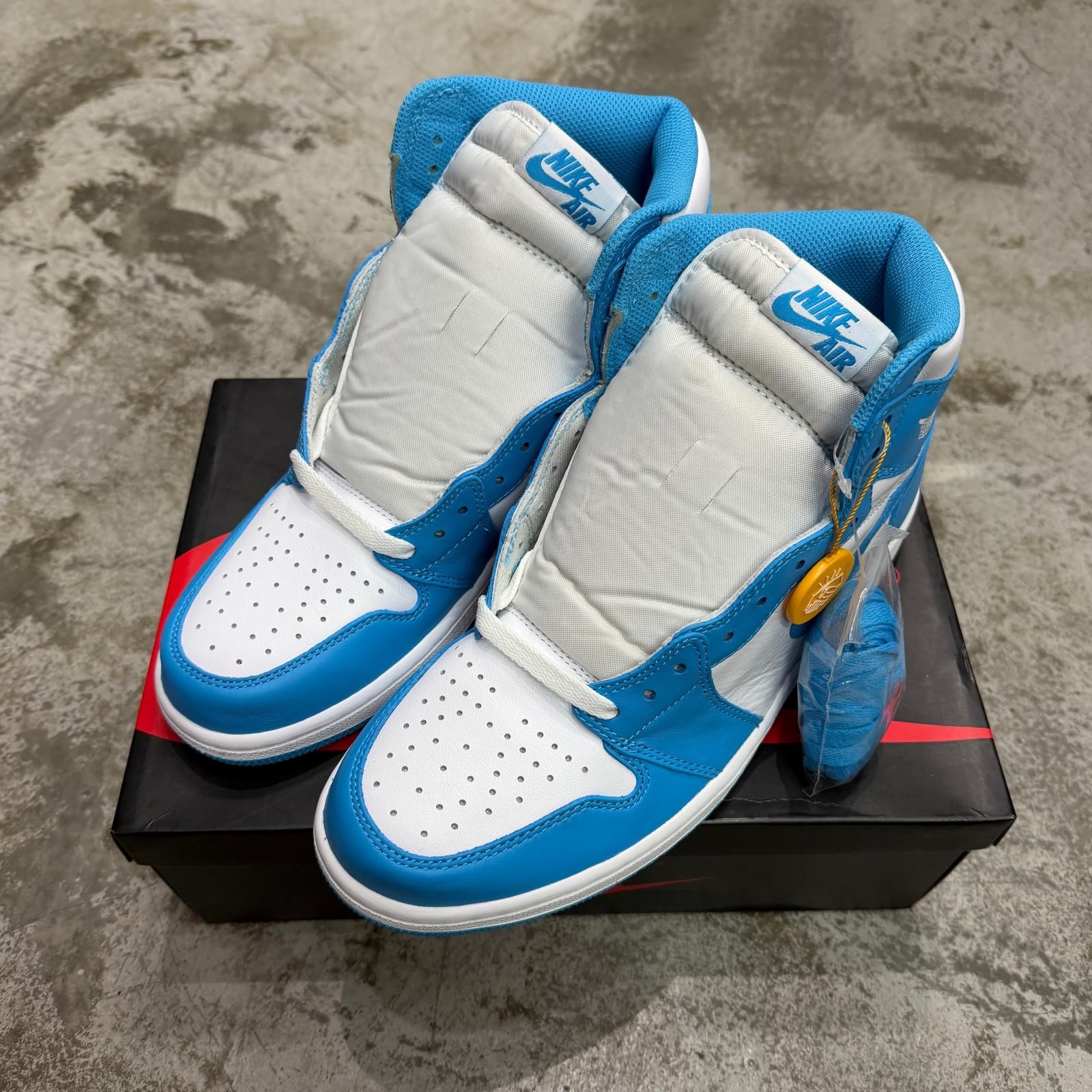 未使用 NIKE Air Jordan 1 Retro High UNC ジョーダン1 スニーカー 