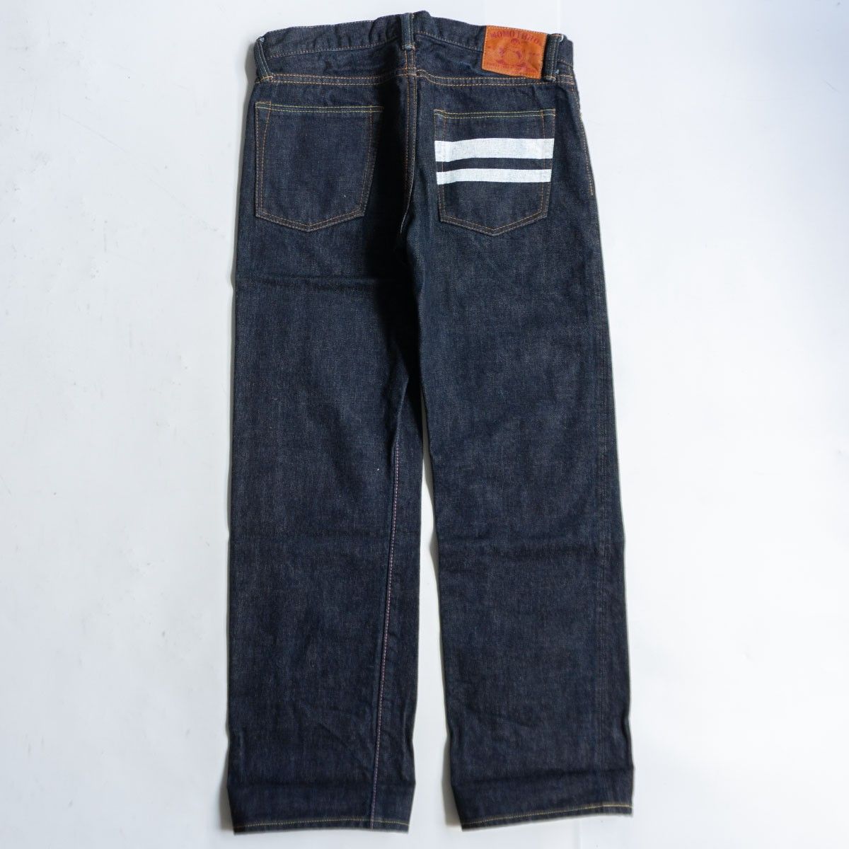 美品/濃紺】 桃太郎ジーンズ【0805SP/出陣スリムストレート ボタン