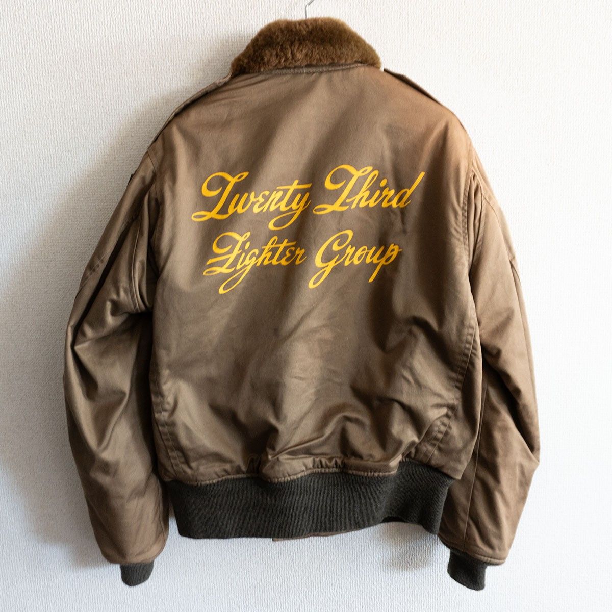 実名復刻/ROUGH WEAR】BUZZ RICKSON'S【B-10 フライト ジャケット】38