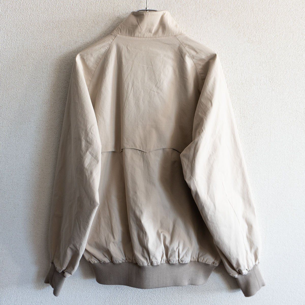 BEAMS PLUS別注】 BARACUTA 【G9 スウィングトップ ハリントン 
